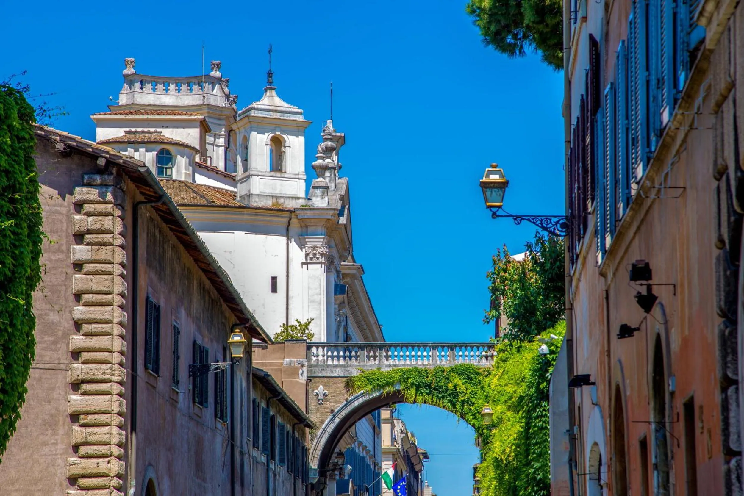 Nearby landmark in Palazzo Medusa