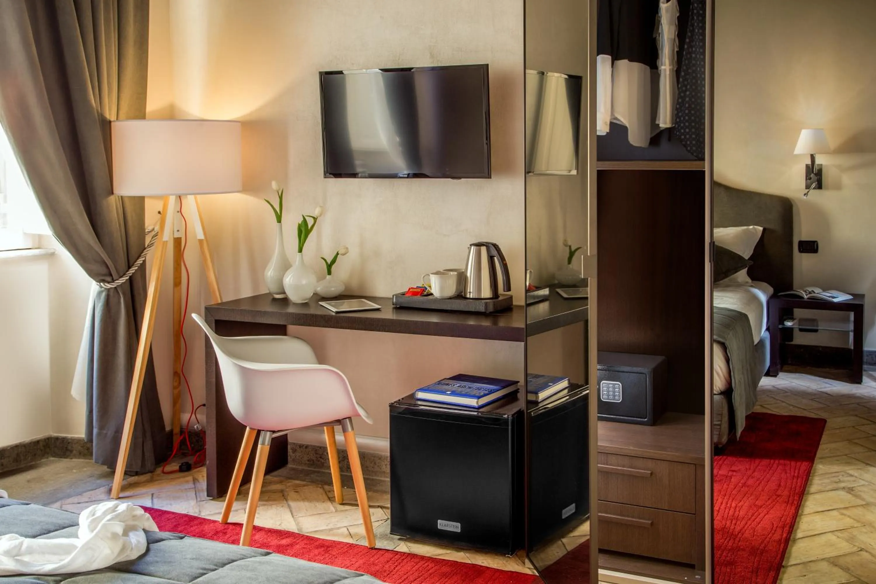 Bedroom in Palazzo Medusa