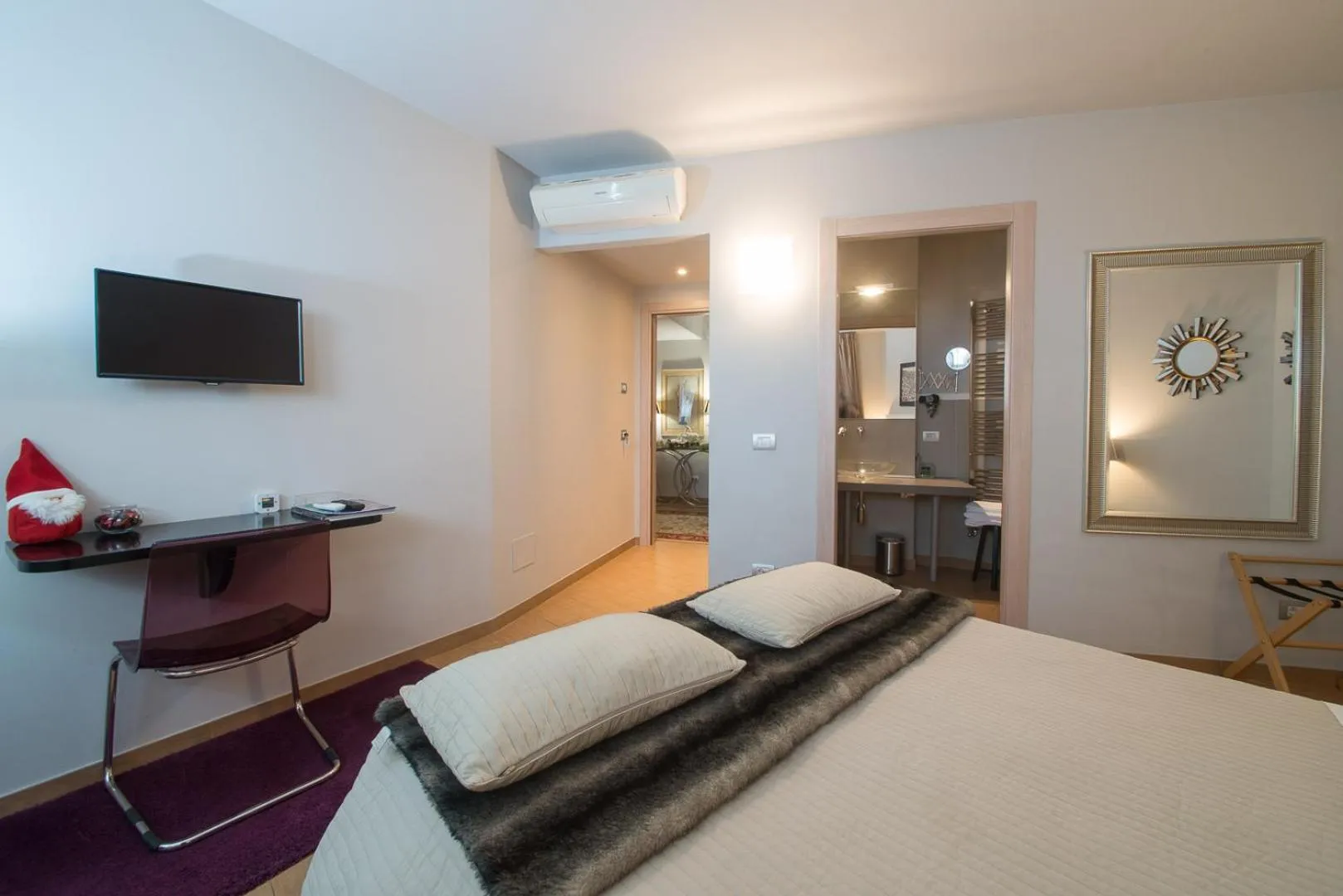 Photo of the whole room, Bed in Residenza Ca' degli Enzi