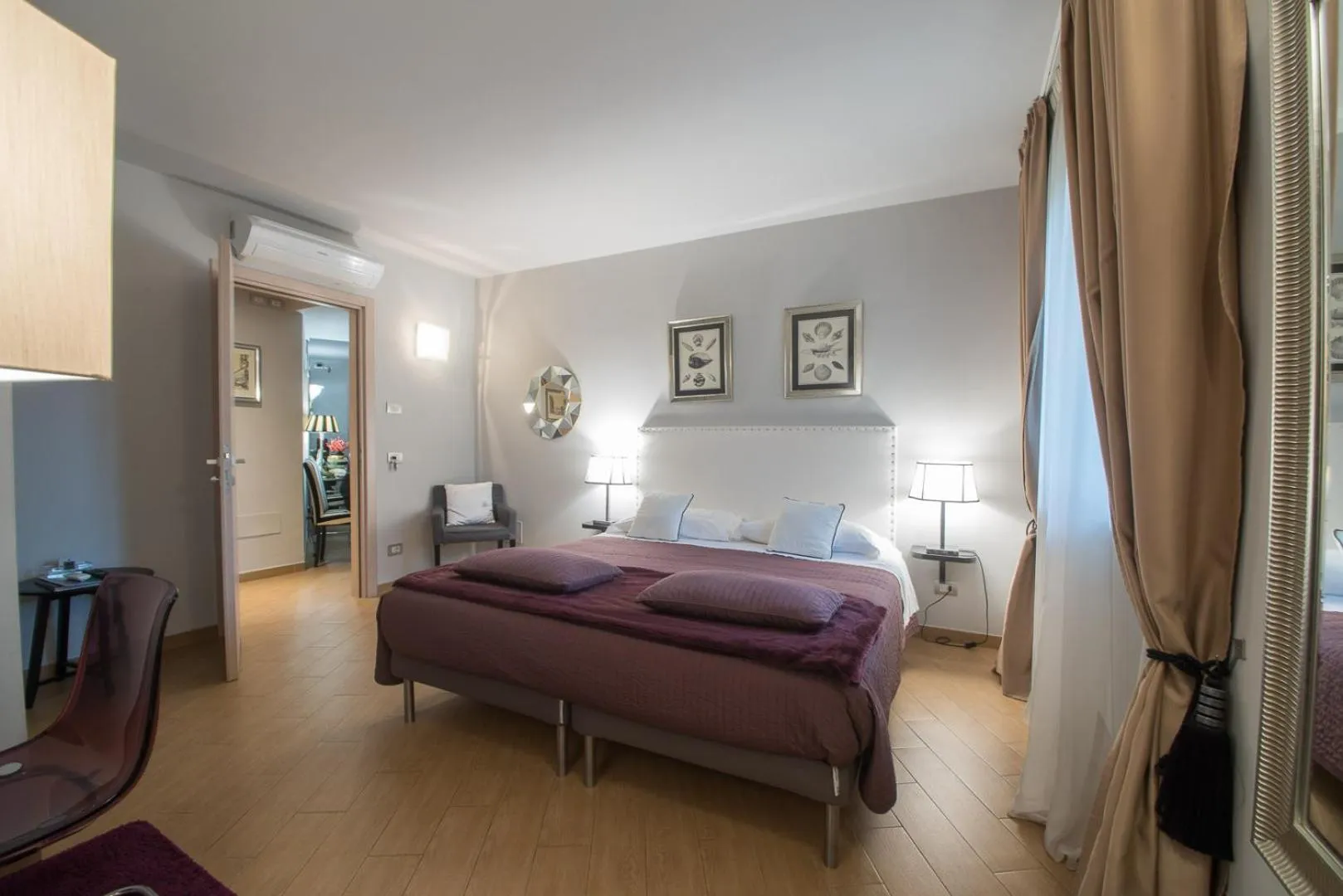 Photo of the whole room, Bed in Residenza Ca' degli Enzi