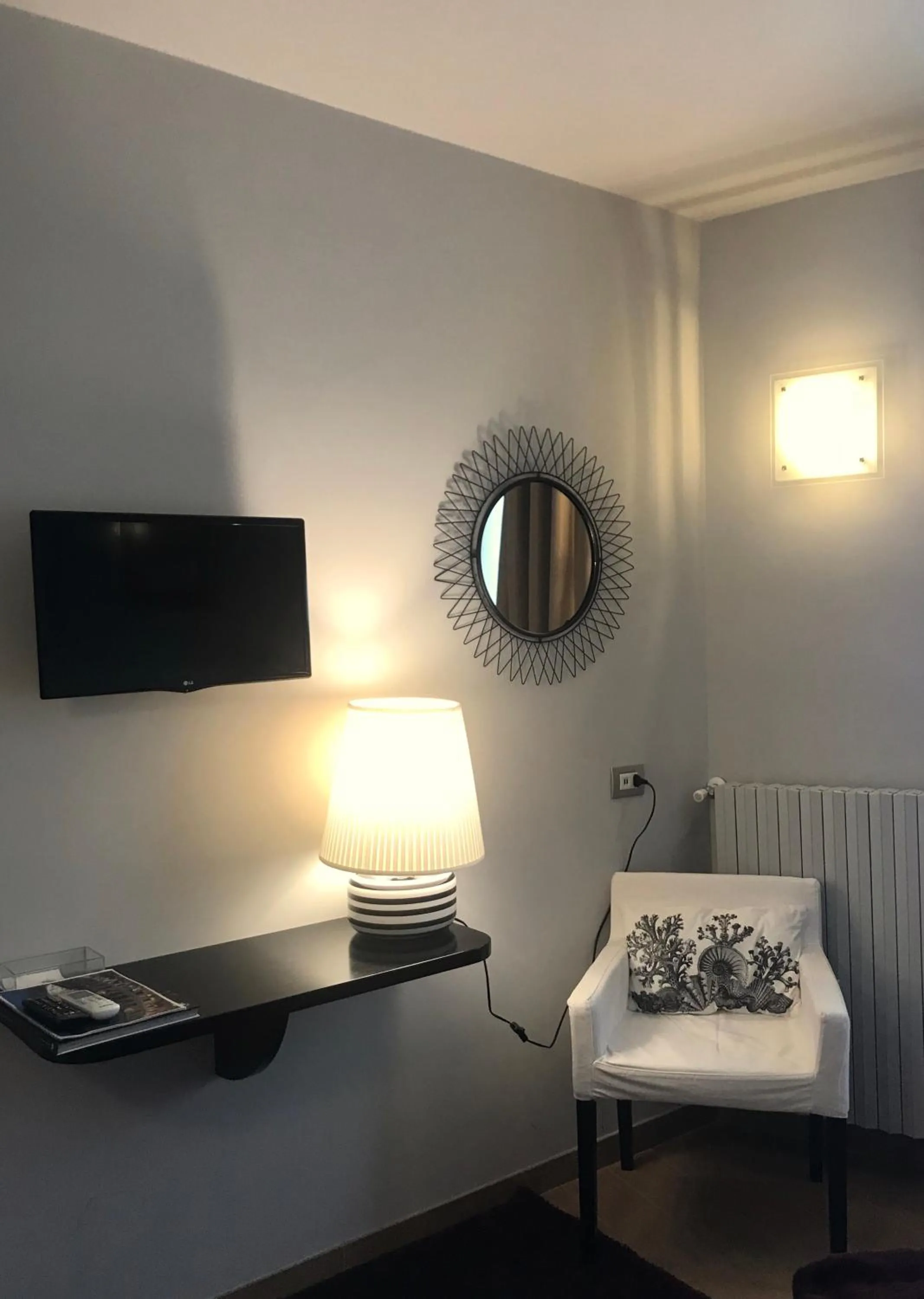 Decorative detail in Residenza Ca' degli Enzi