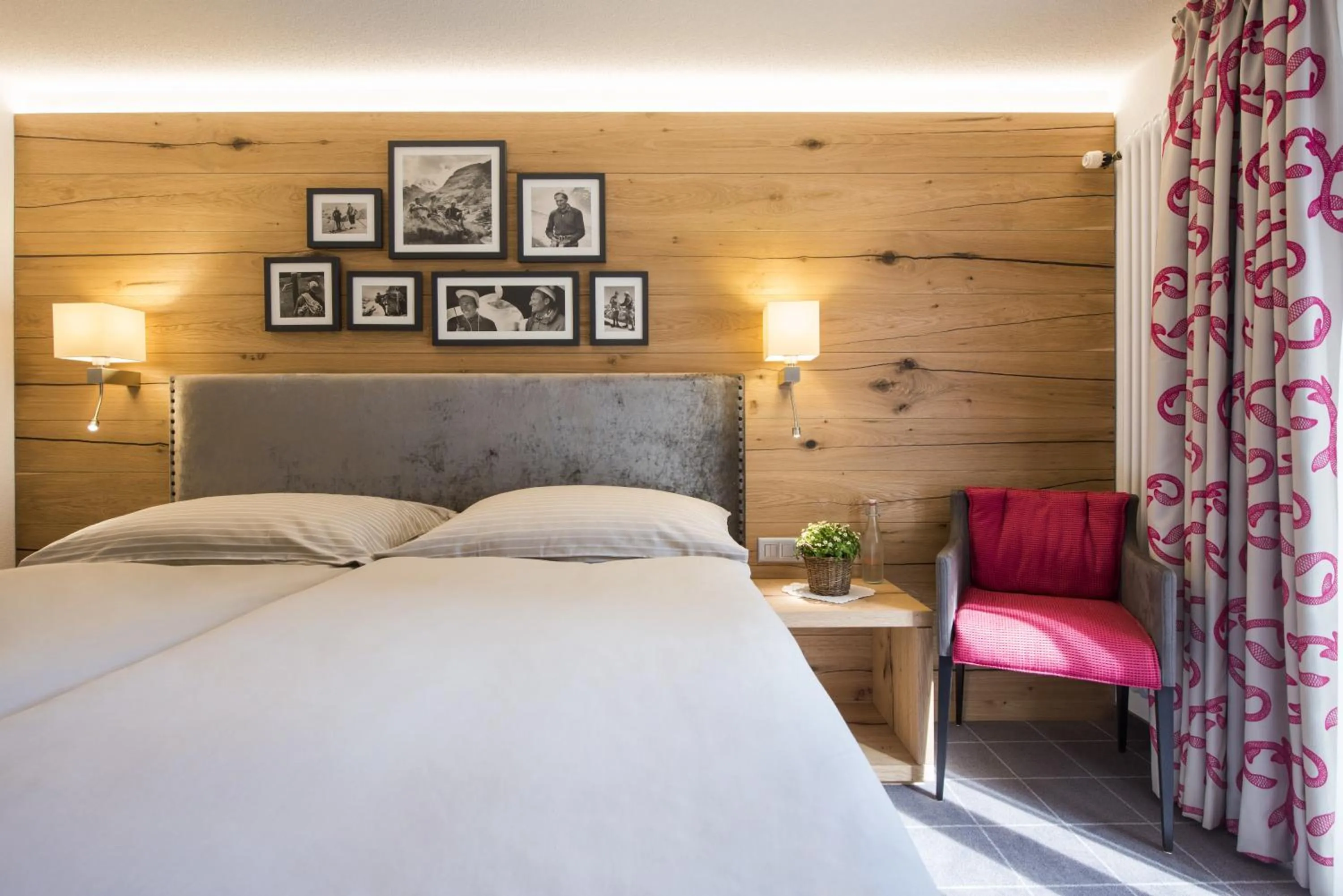 Photo of the whole room, Bed in Chesa Valese by Sisters Zermatt