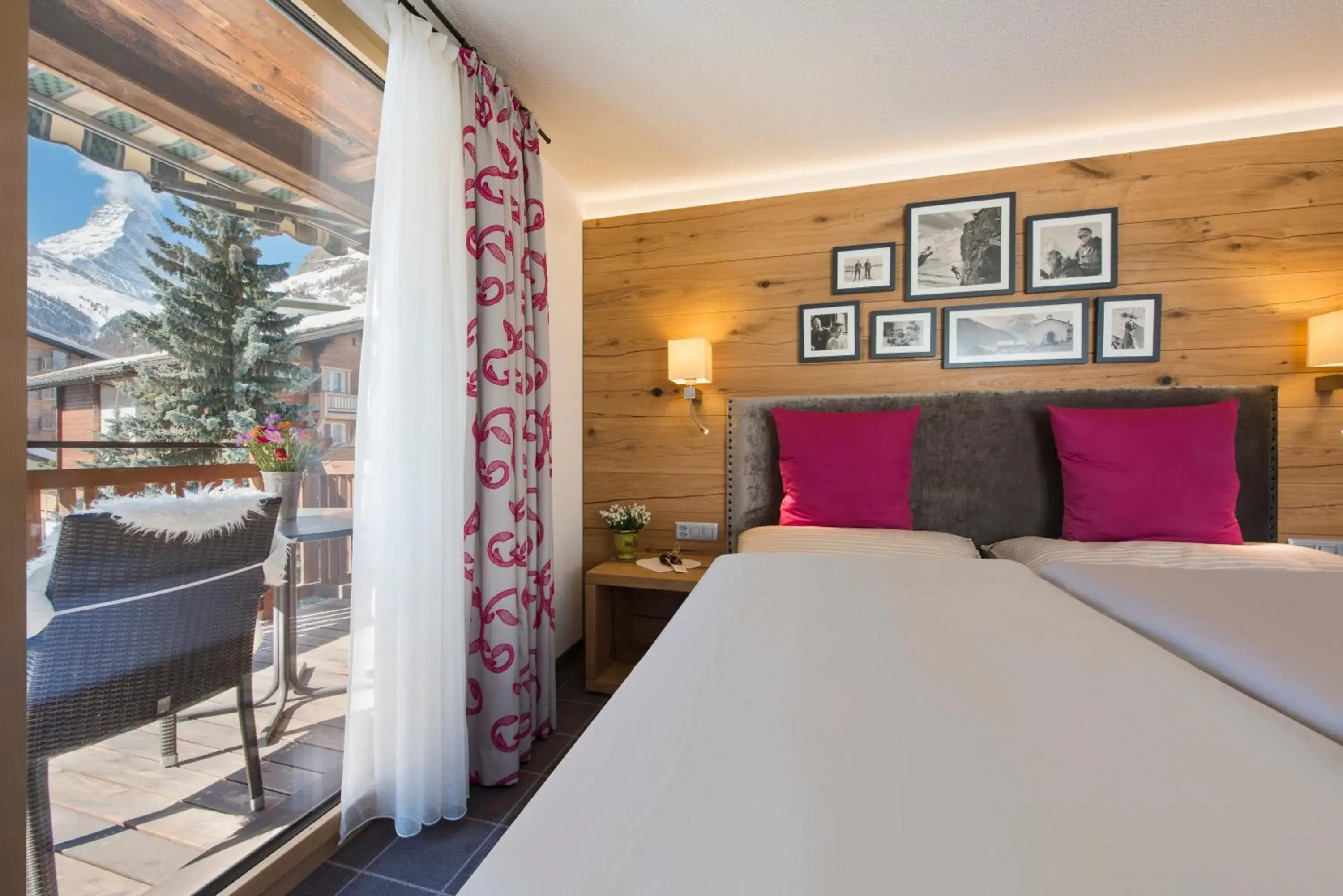 Mountain view, Bed in Chesa Valese by Sisters Zermatt Mountain view, Bed in Chesa Valese by Sisters Zermatt