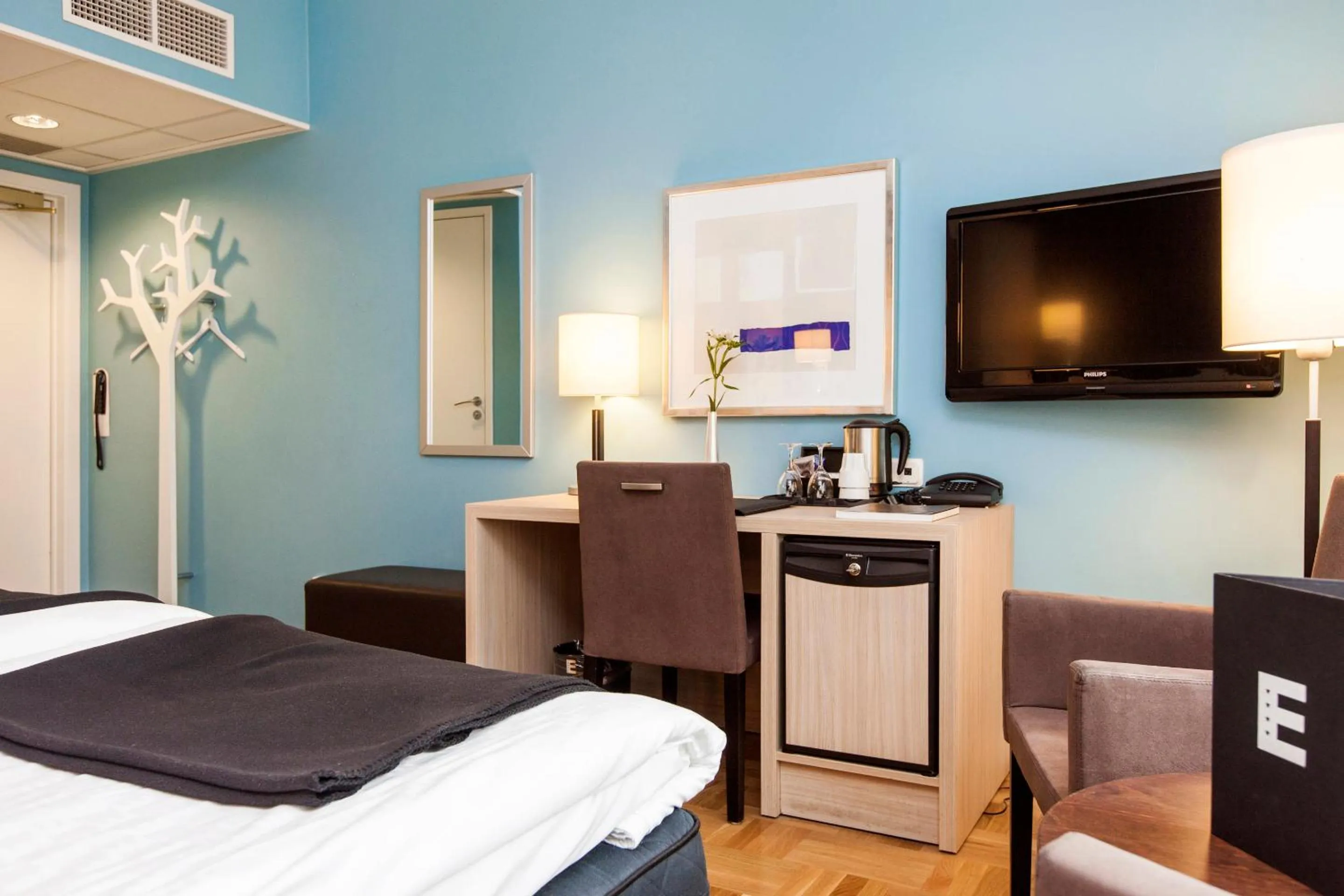 Photo of the whole room, Bed in Elite Hotel Marina Plaza