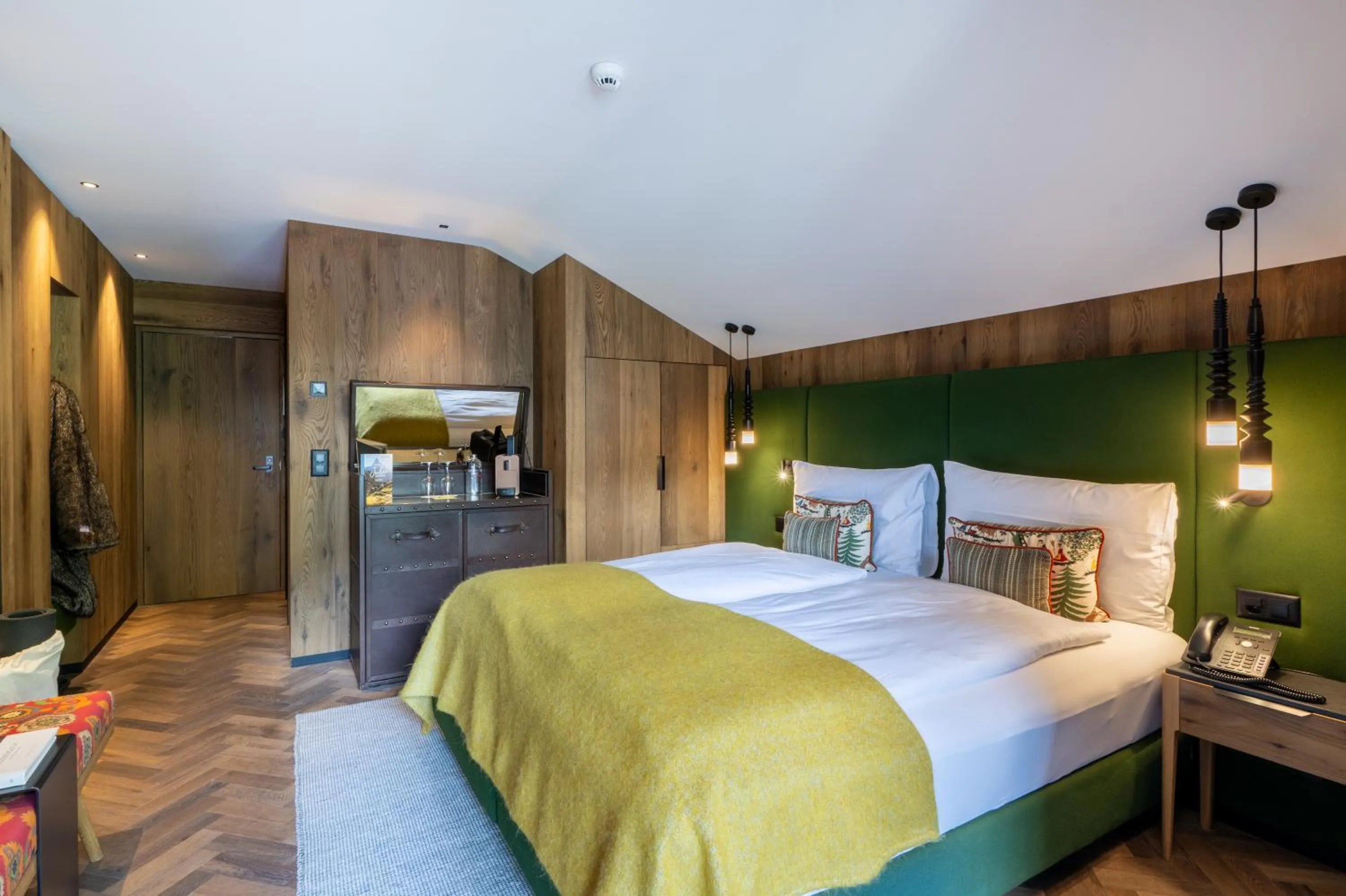 Bed in Hotel ZERMAMA Zermatt