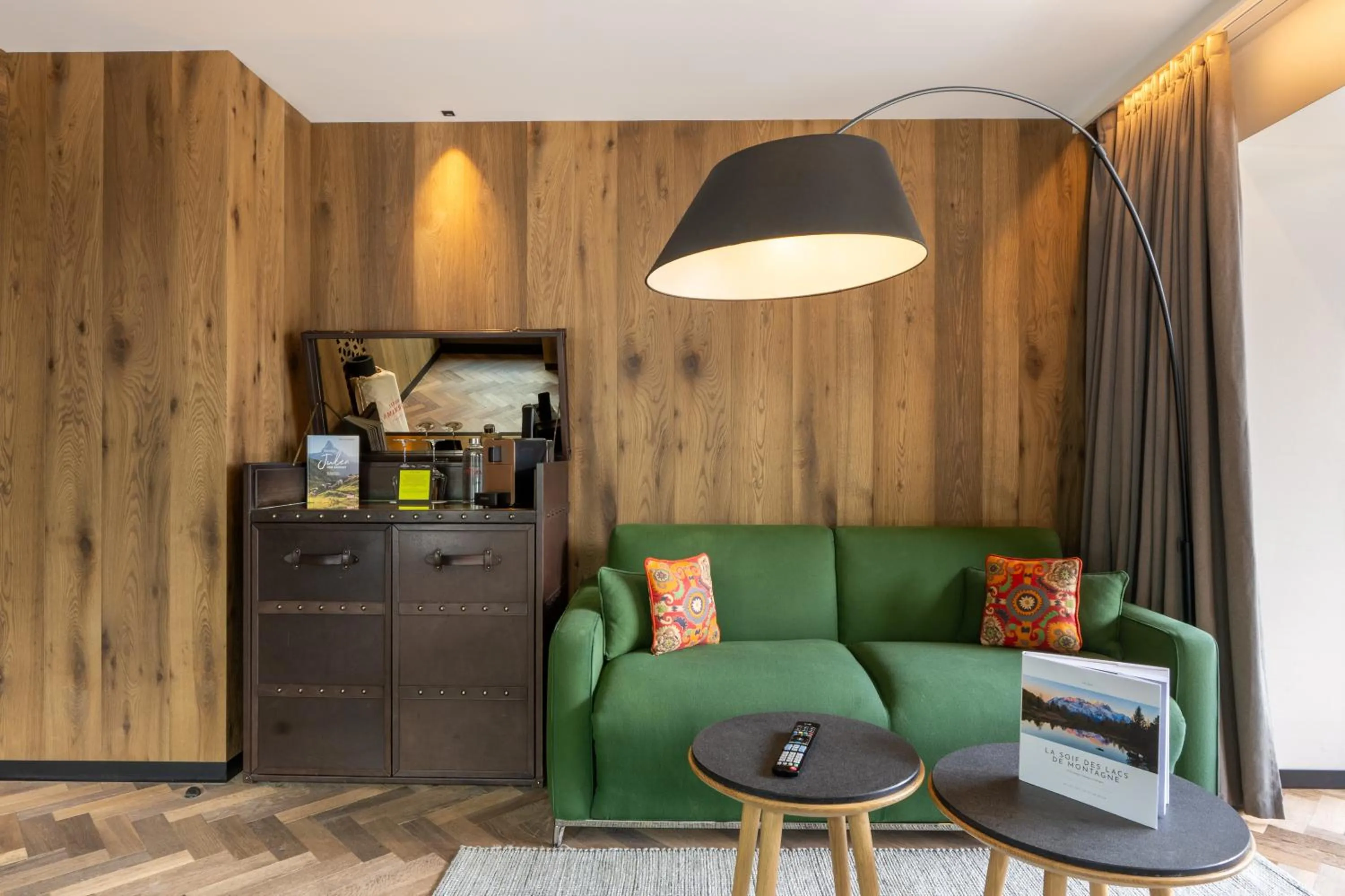 TV and multimedia in Hotel ZERMAMA Zermatt