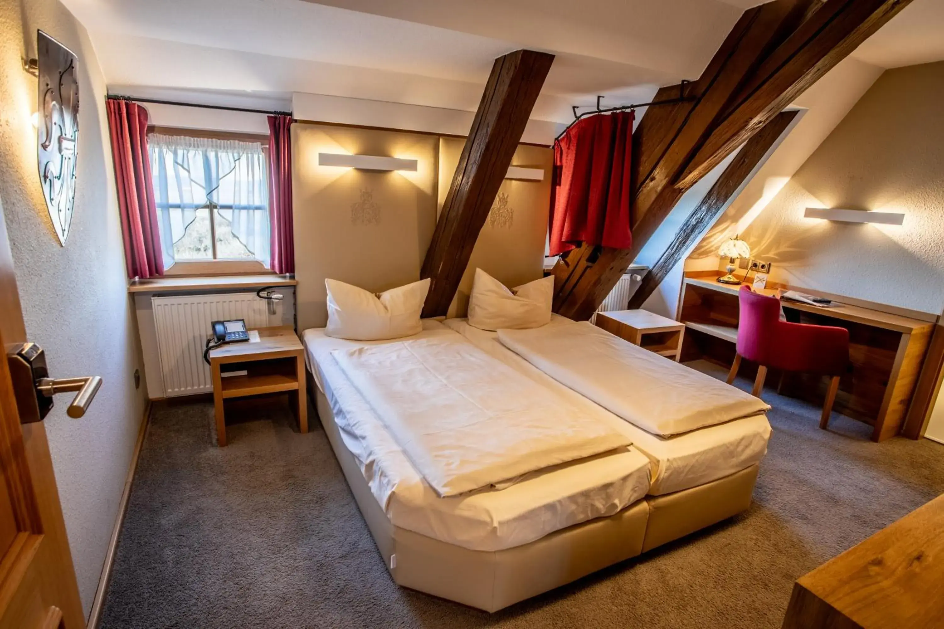Large Double Room in Burg Colmberg Hotel Large Double Room in Burg Colmberg Hotel
