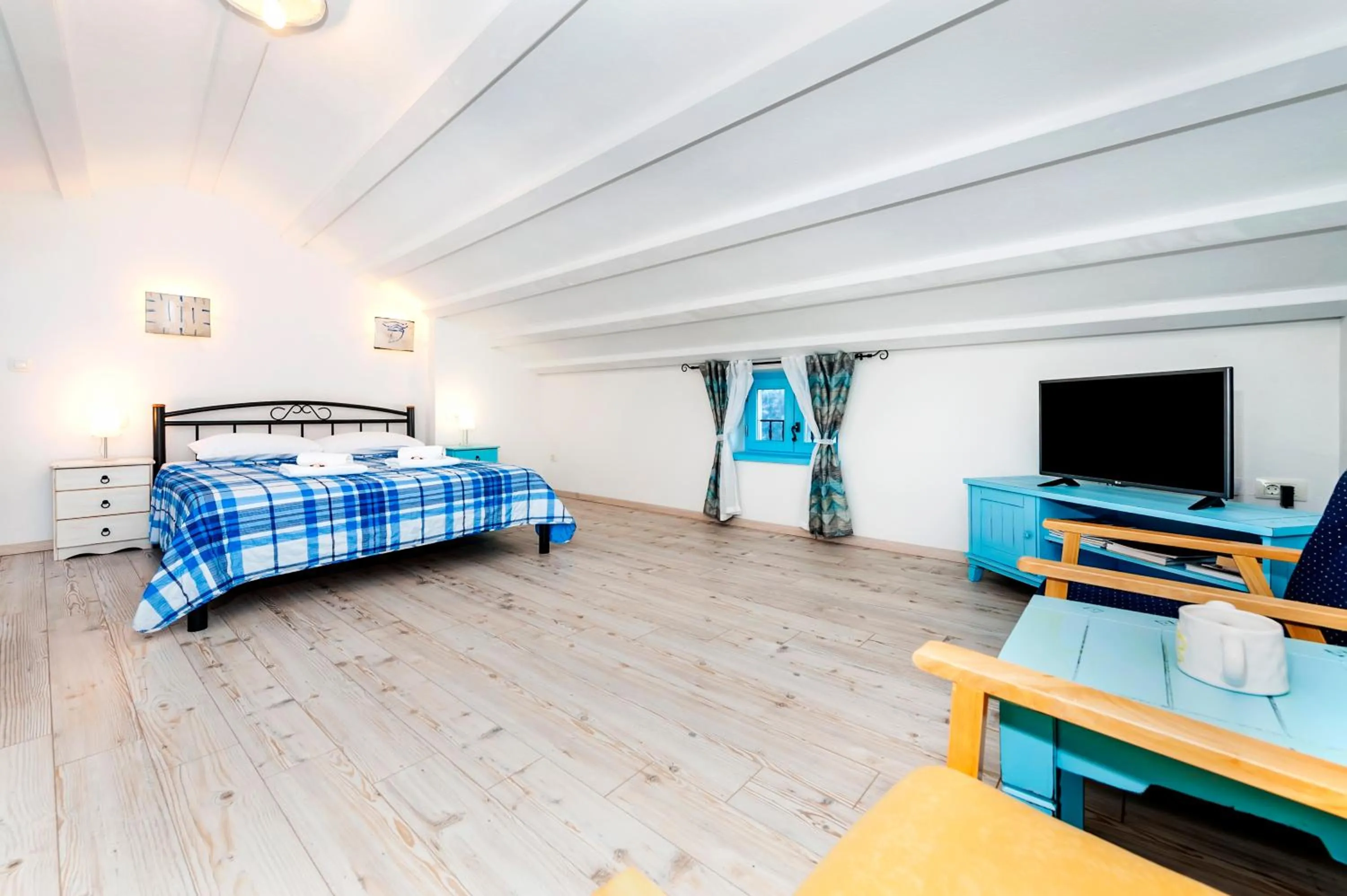 Bed in Apartments & Rooms La casa Barbaro