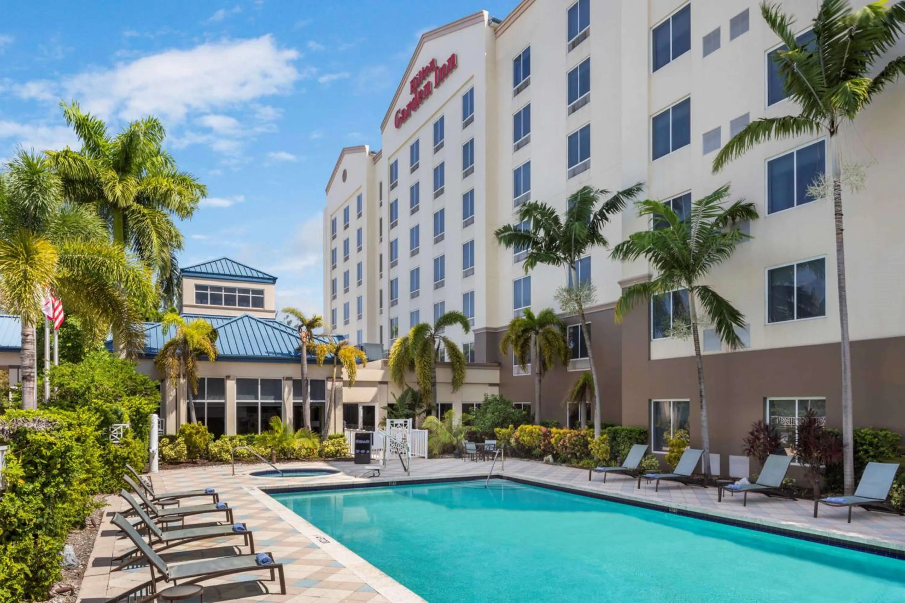 Pool view in Hilton Garden Inn Miami Airport West