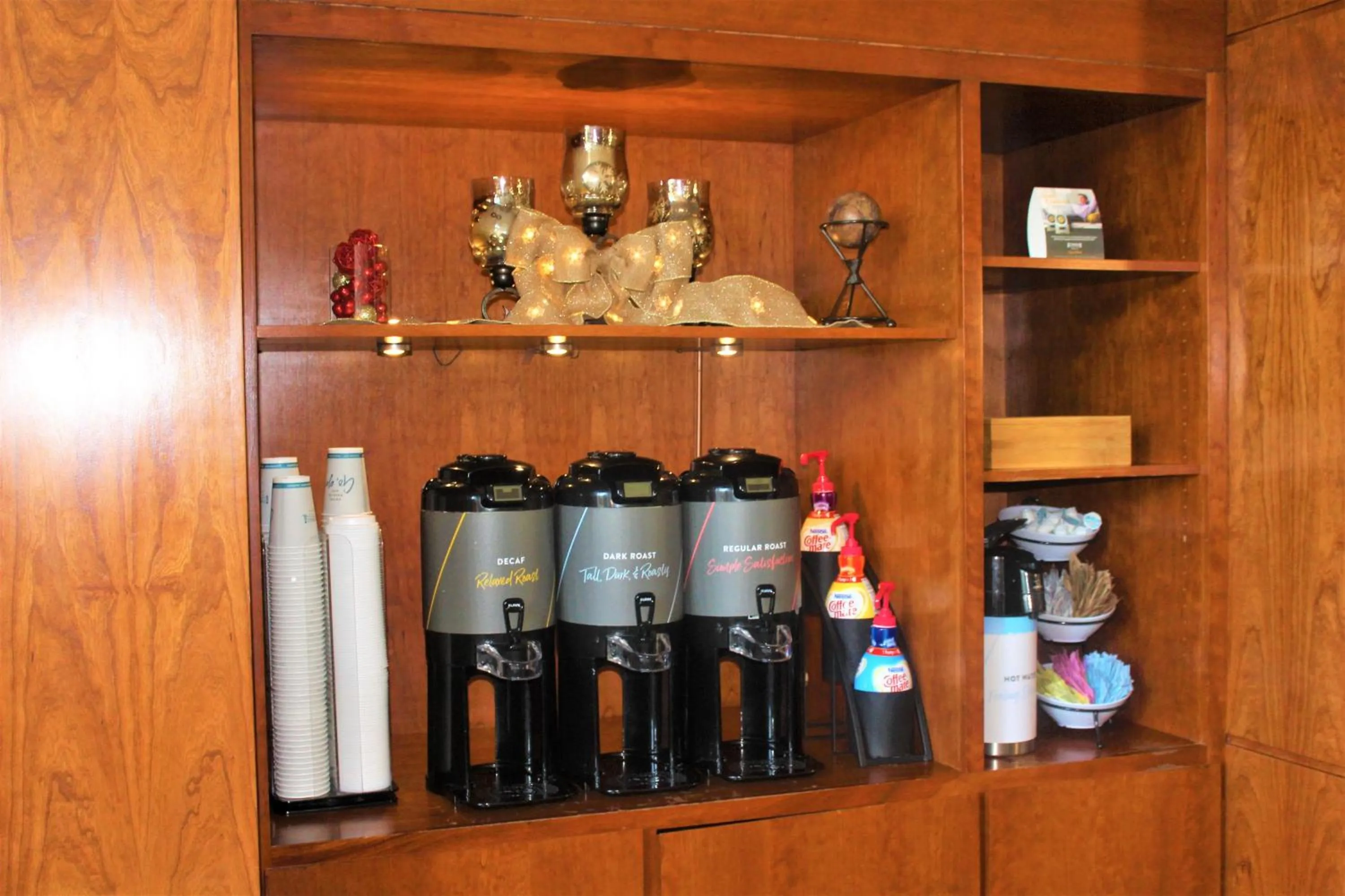 Restaurant/places to eat in Staybridge Suites Houston - Willowbrook by IHG