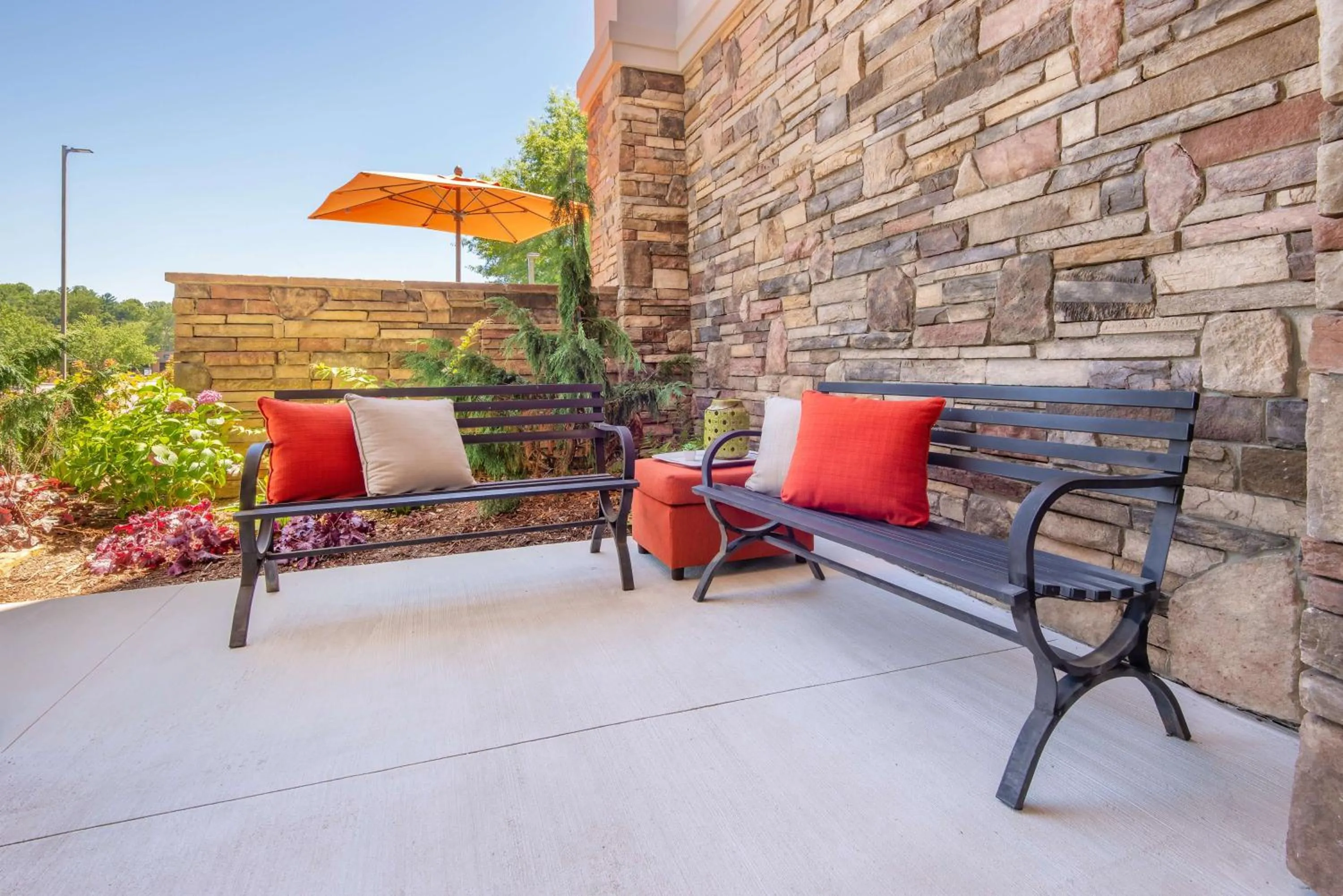 Patio in Hampton Inn Wilkesboro