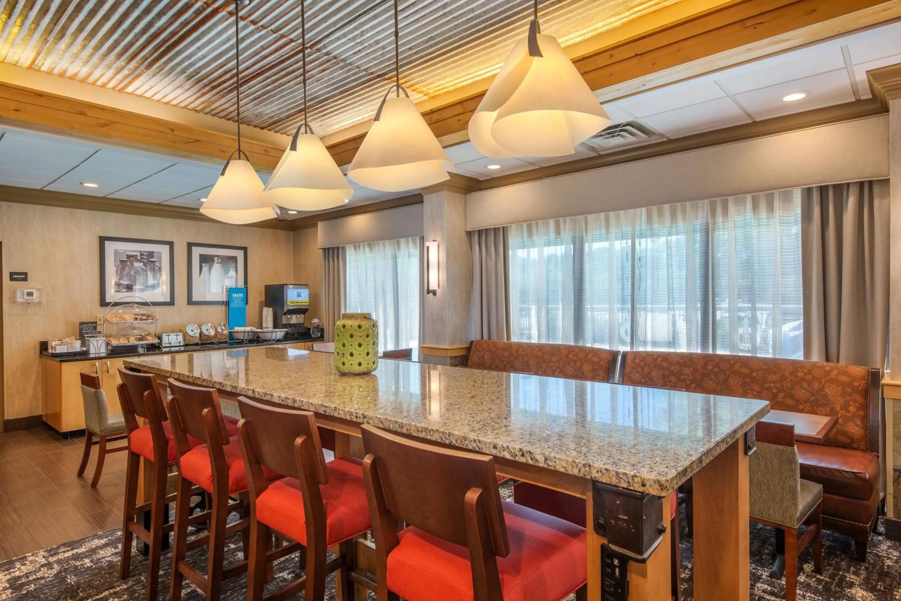 Lobby or reception in Hampton Inn Wilkesboro
