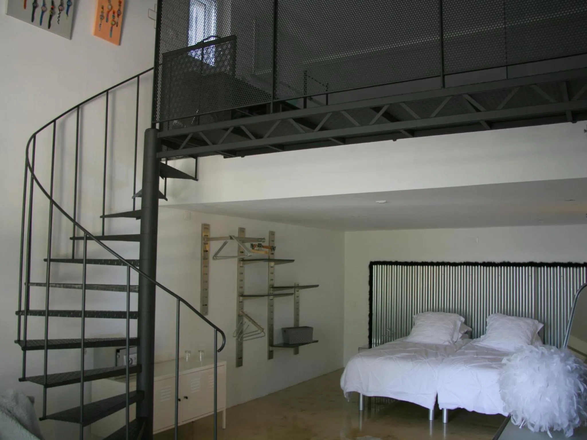 Bedroom, Bed in Couleur Lavande