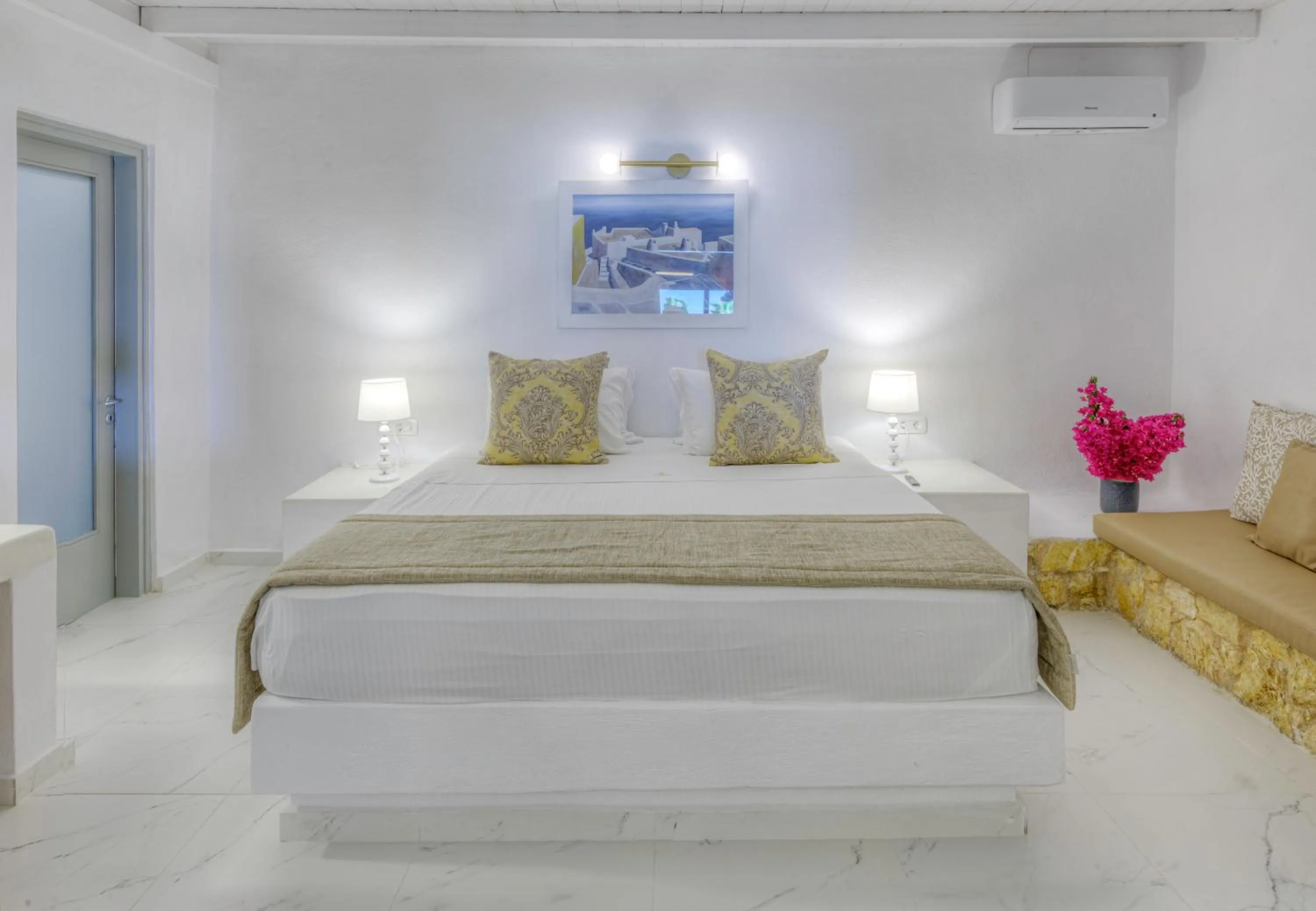 Bed in Desiterra Resort & Spa