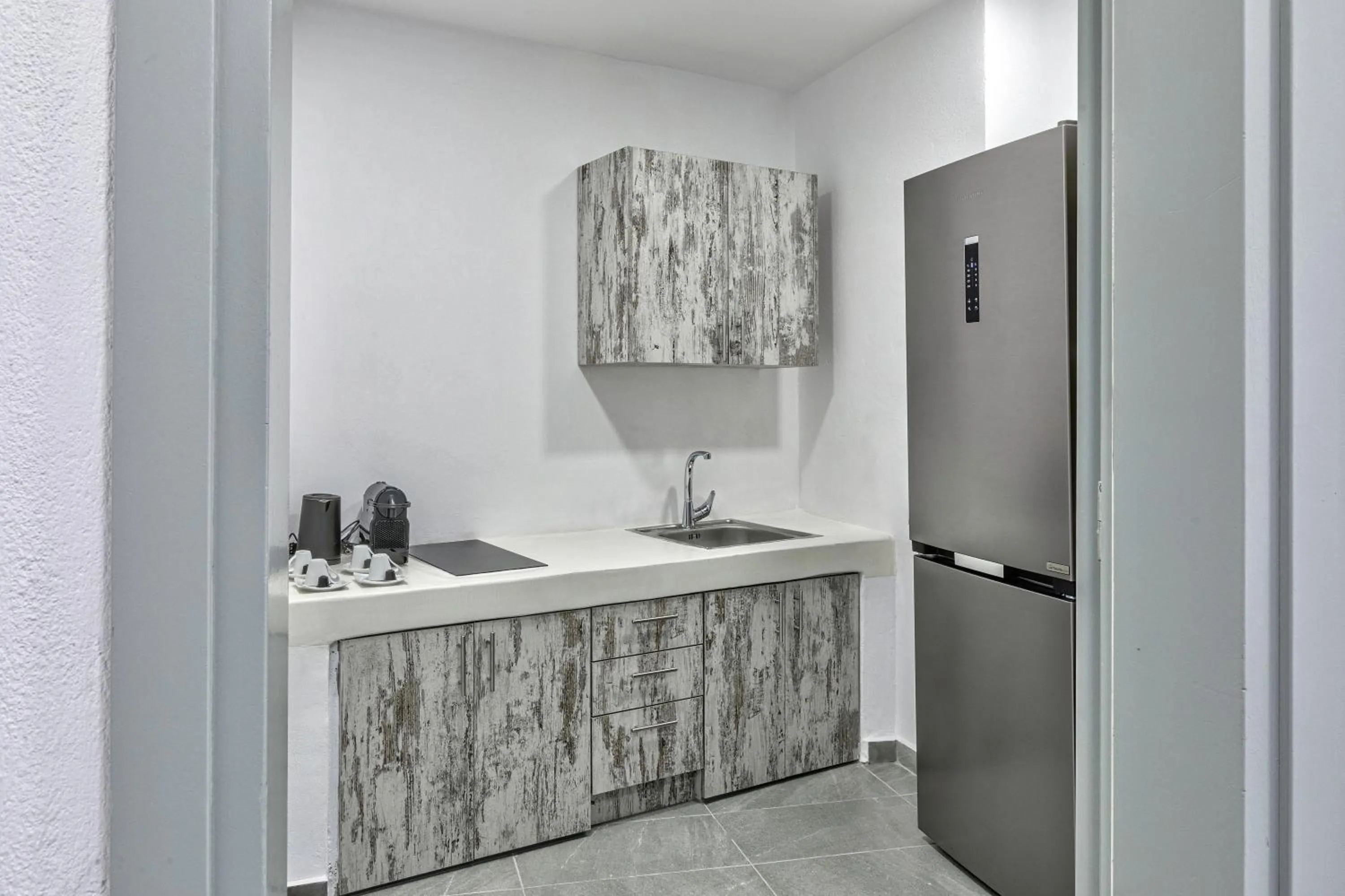 Coffee/tea facilities in Desiterra Resort & Spa