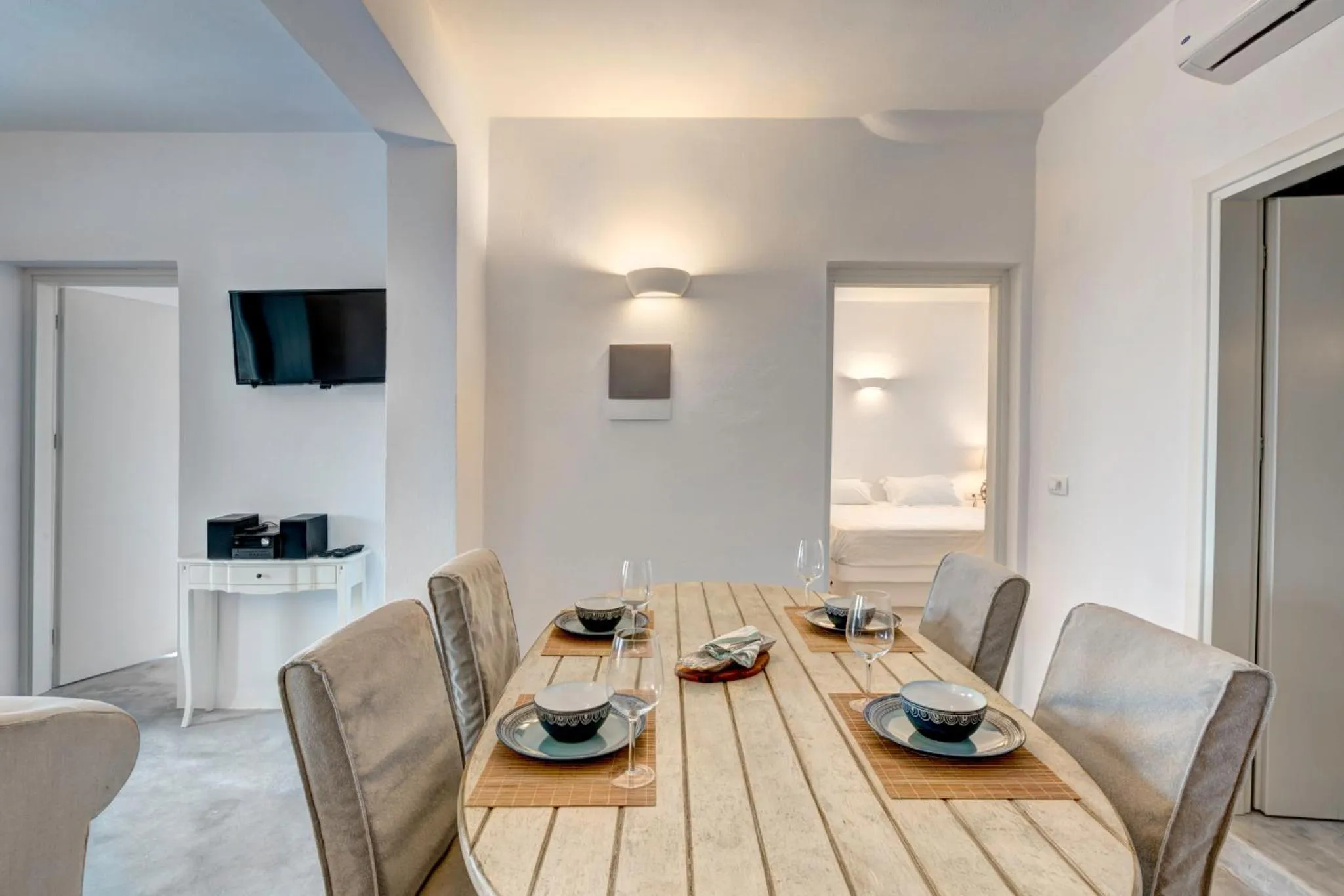 Photo of the whole room in Desiterra Resort & Spa