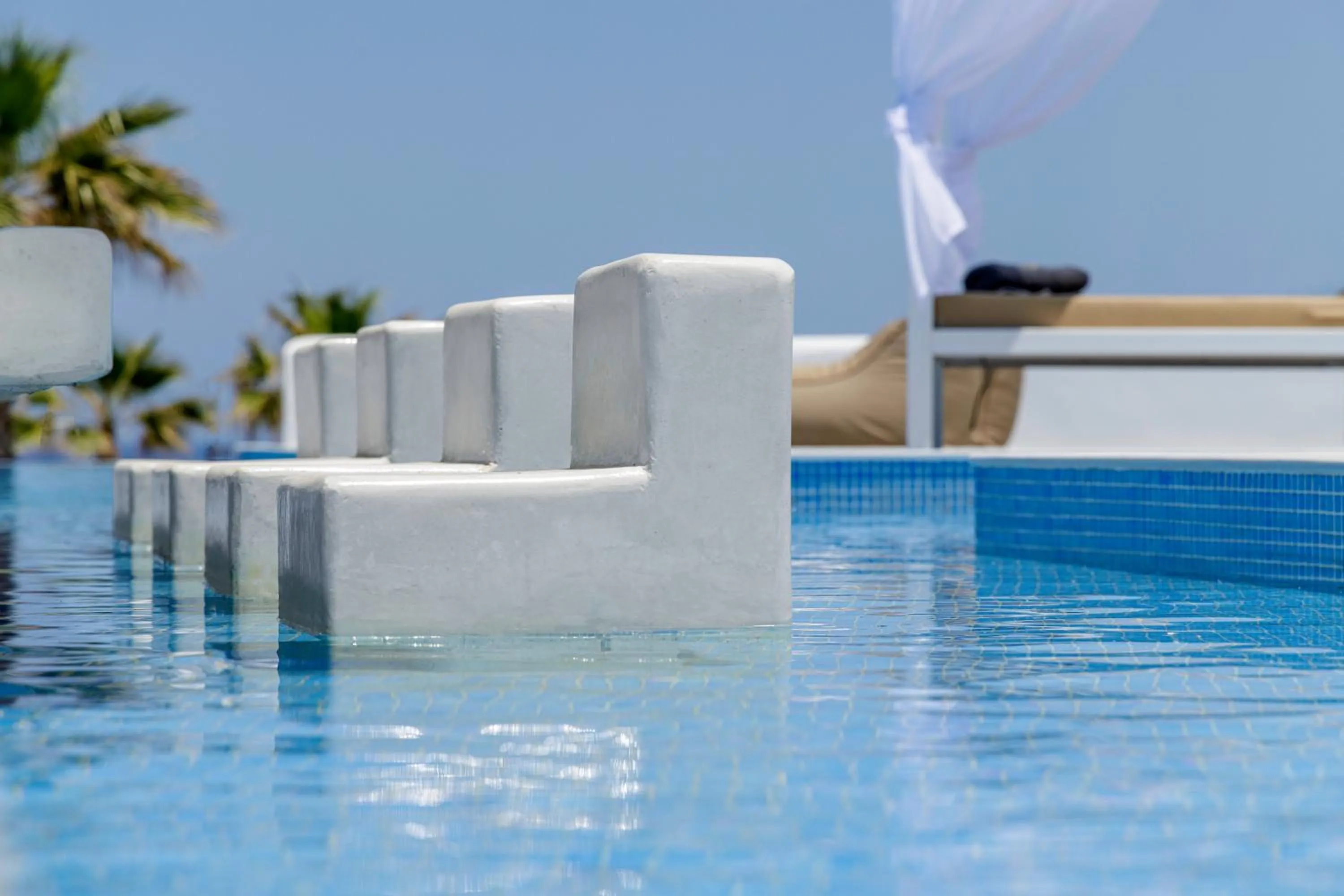 Swimming pool in Desiterra Resort & Spa