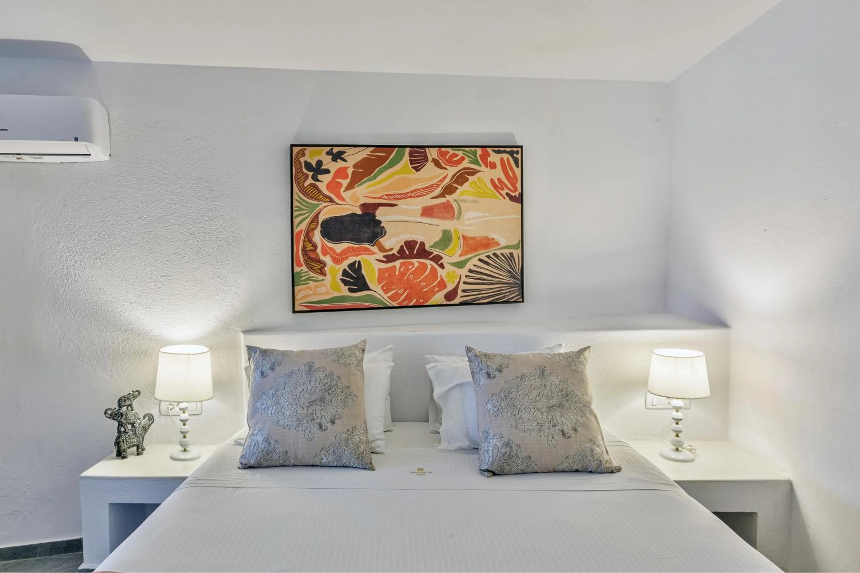 Bed in Desiterra Resort & Spa