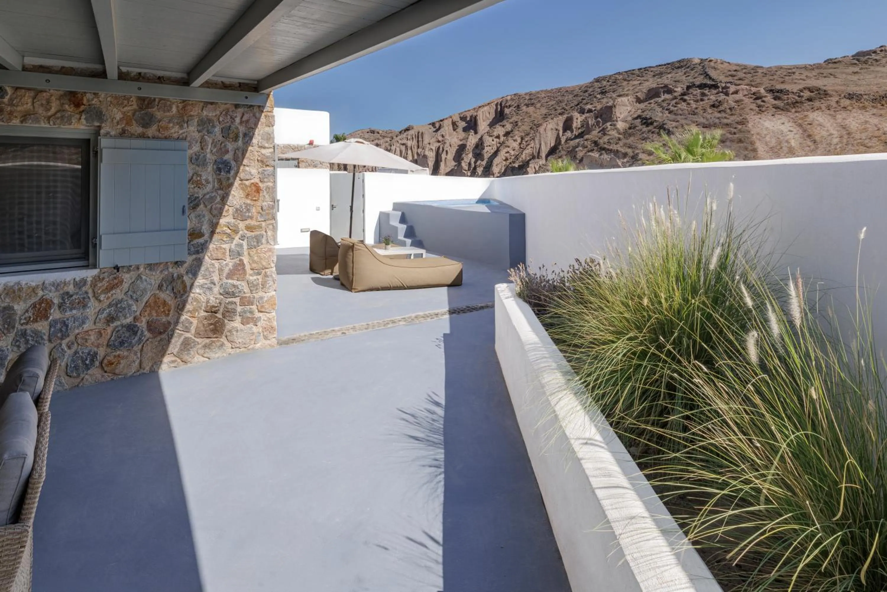 Inner courtyard view in Desiterra Resort & Spa