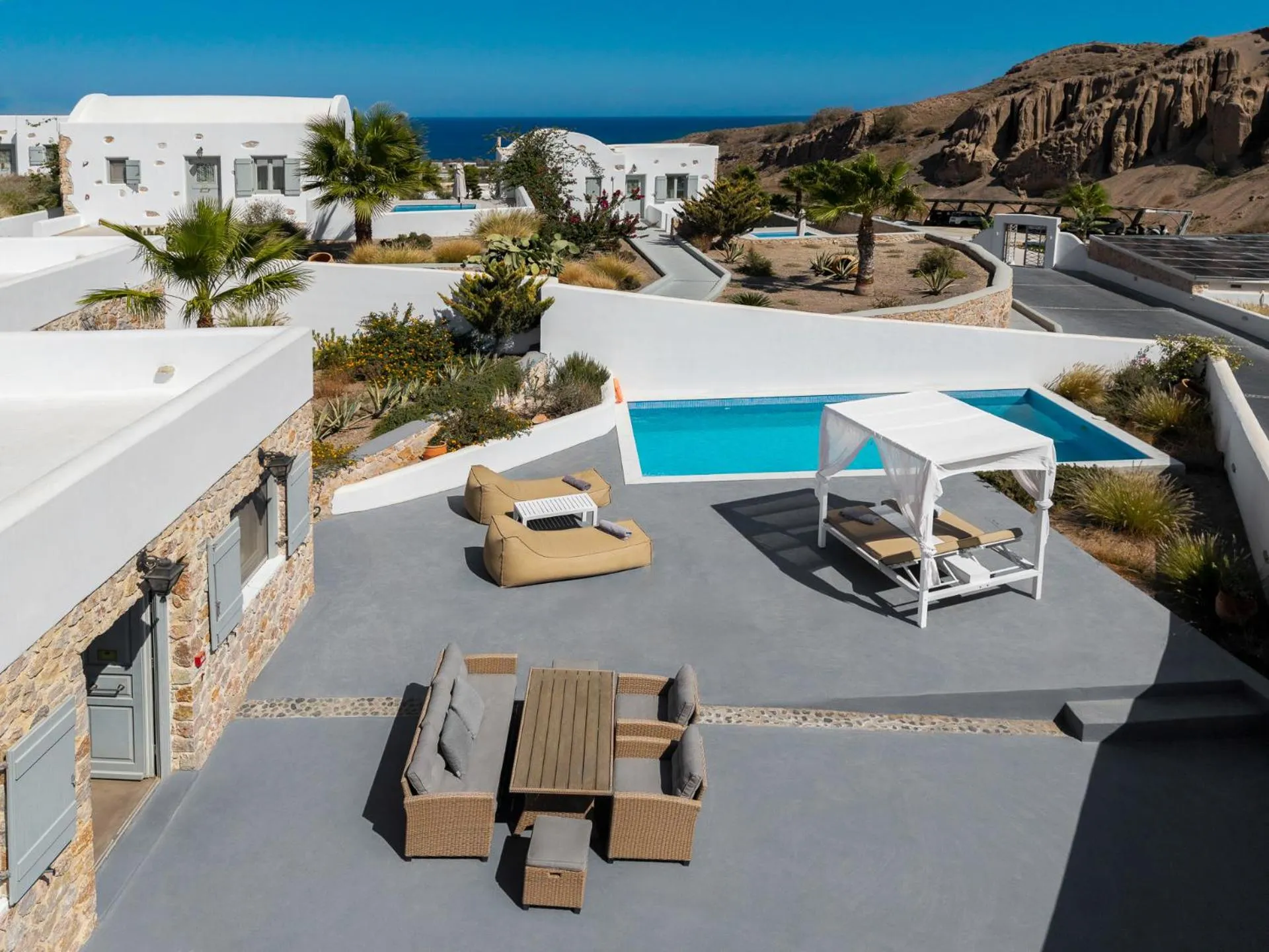 Inner courtyard view in Desiterra Resort & Spa