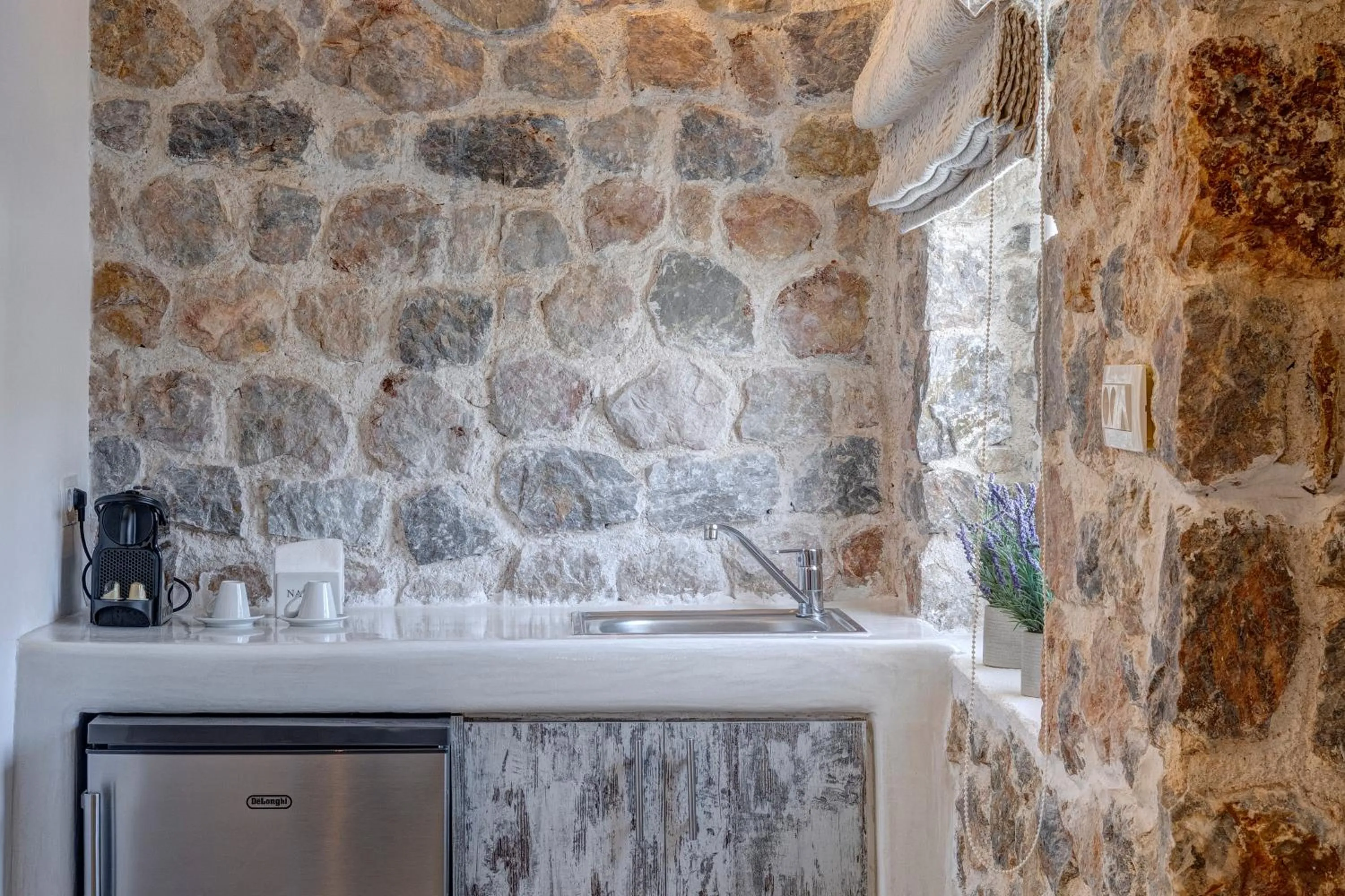 Kitchen or kitchenette in Desiterra Resort & Spa