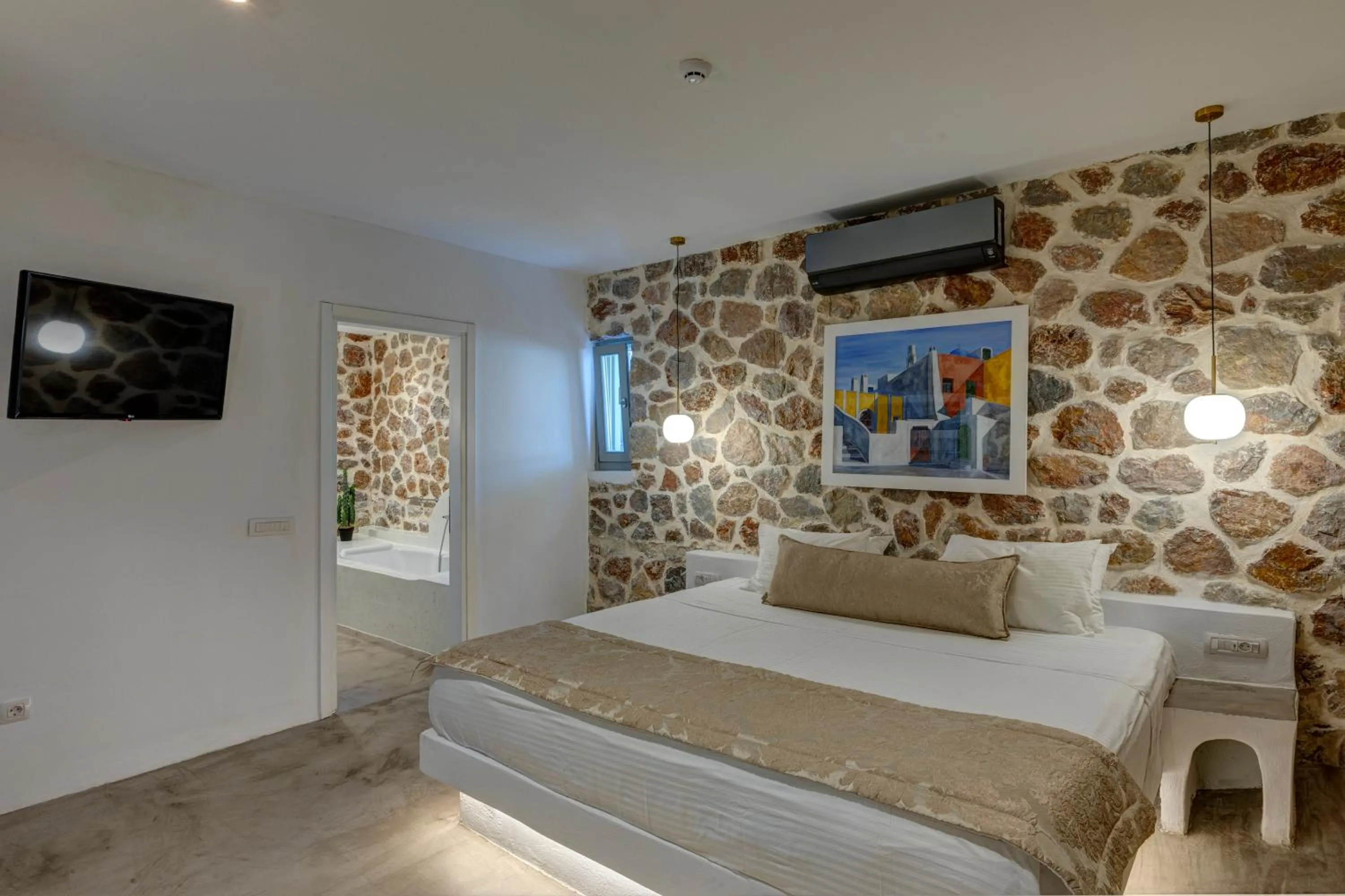 TV and multimedia, Bed in Desiterra Resort & Spa