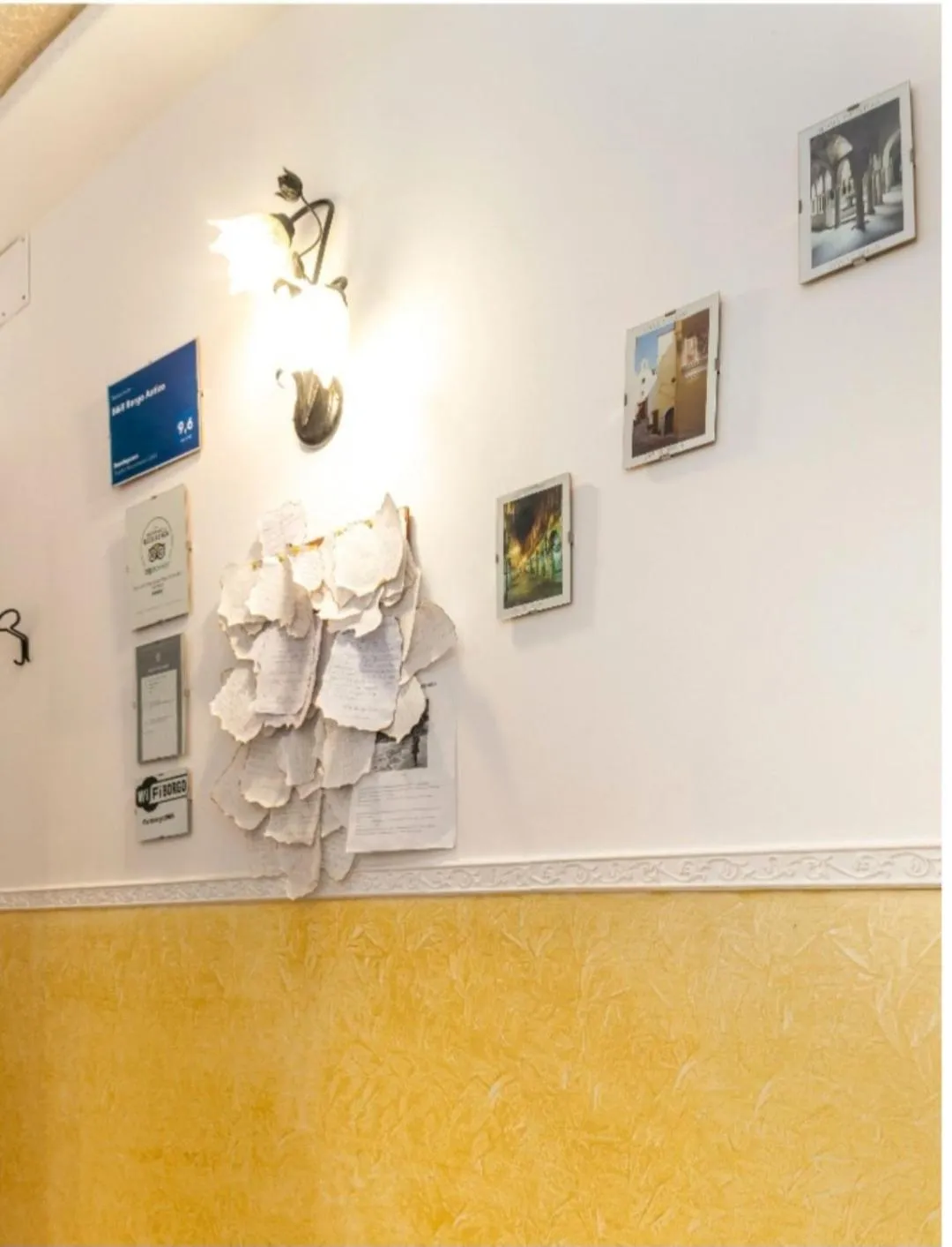 Decorative detail in B&B Borgo Antico