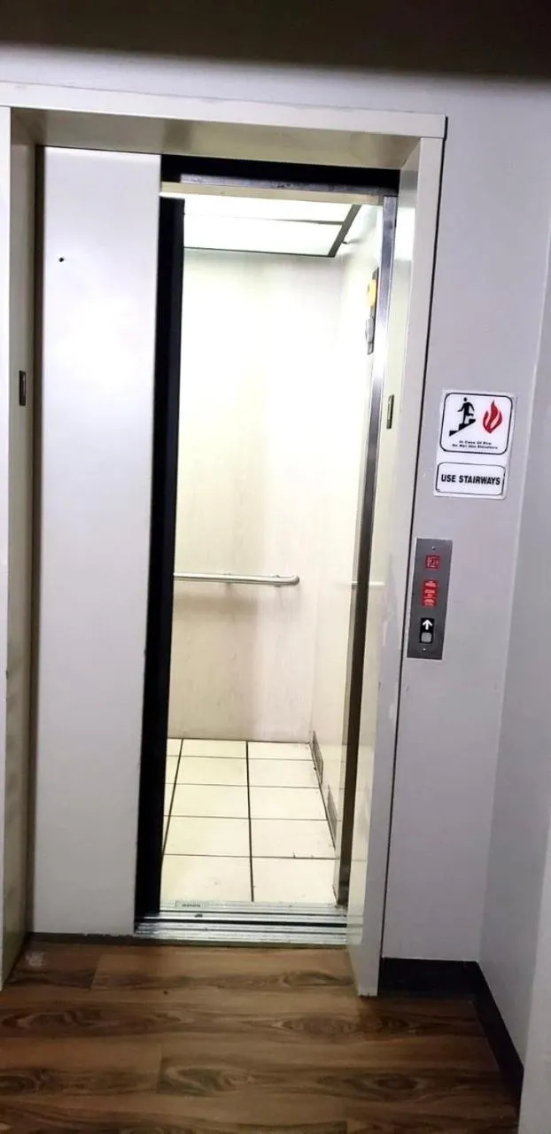 Econo Lodge San Antonio near SeaWorld - Medical Center