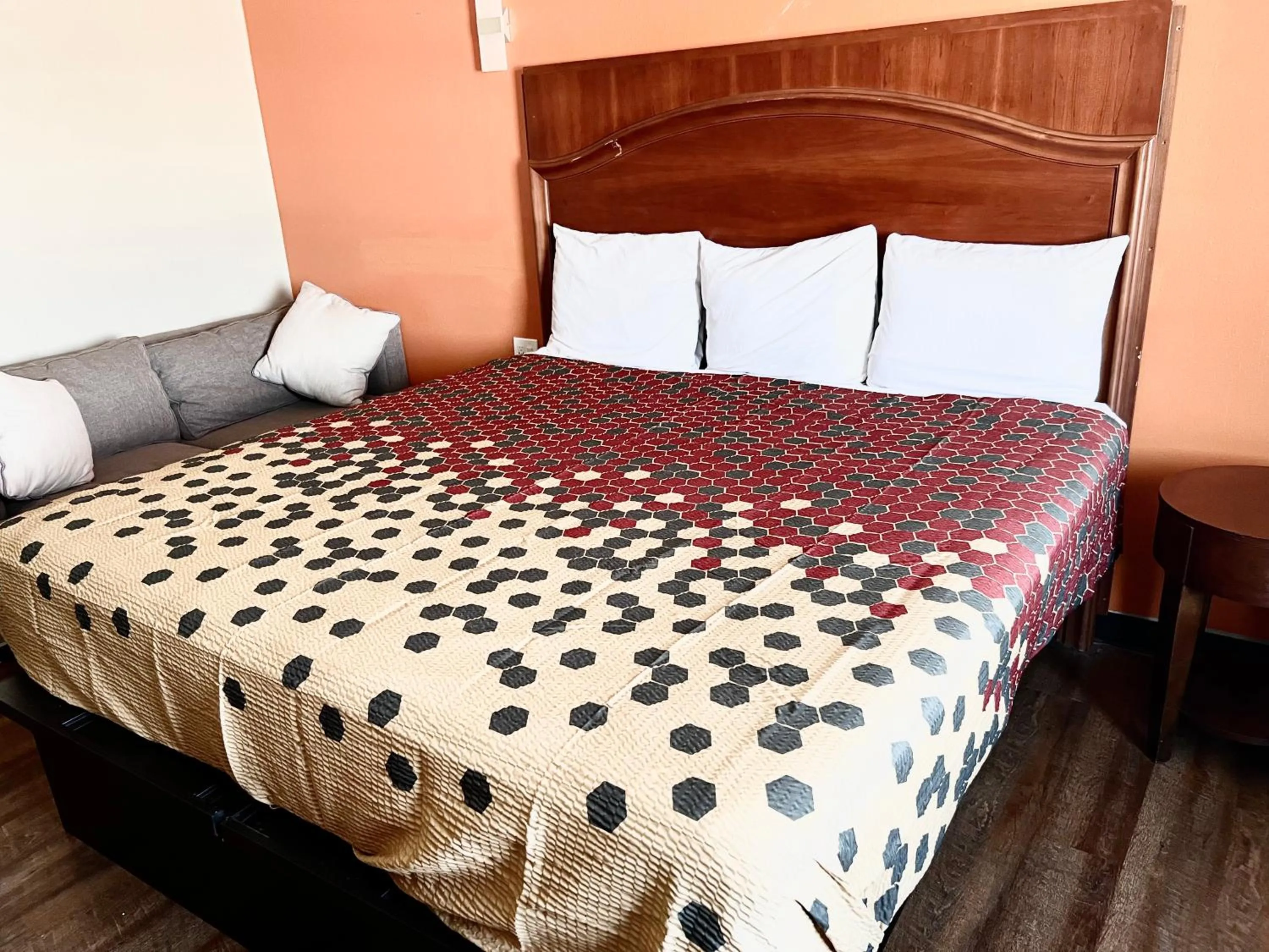 Econo Lodge San Antonio near SeaWorld - Medical Center