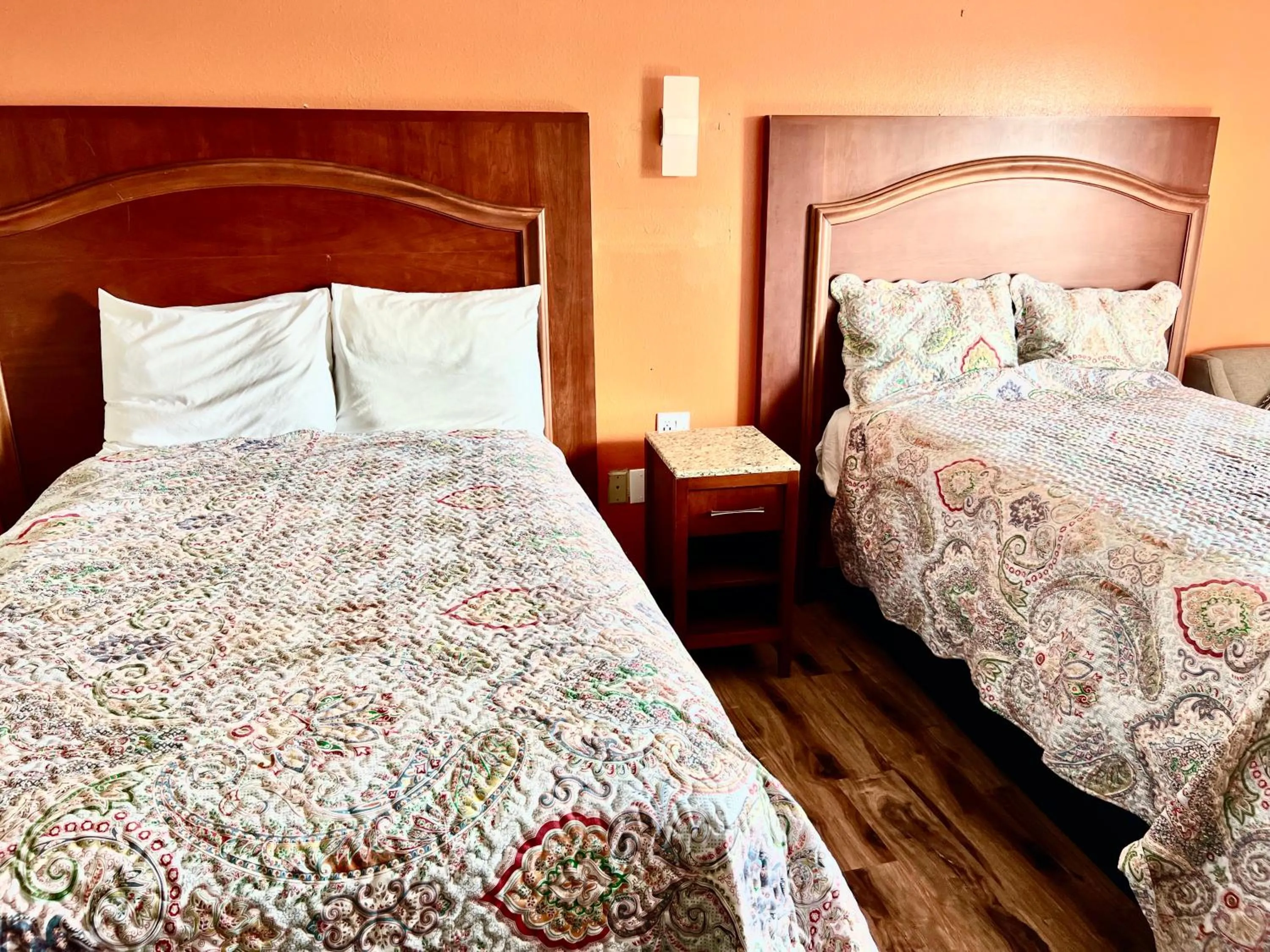 Econo Lodge San Antonio near SeaWorld - Medical Center