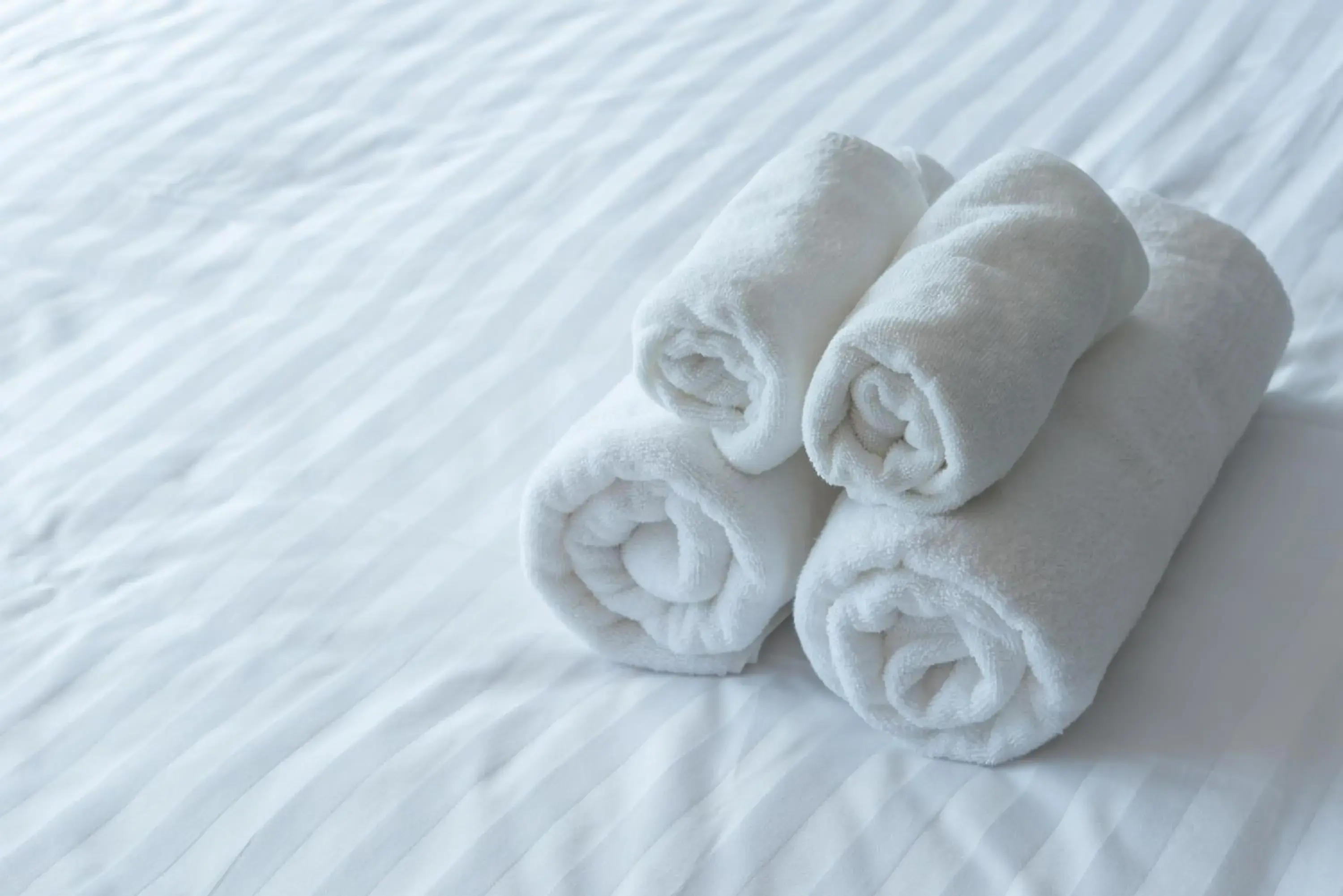 Bedroom, Bed in Holiday Inn Express & Suites Corona by IHG Bedroom, Bed in Holiday Inn Express & Suites Corona by IHG