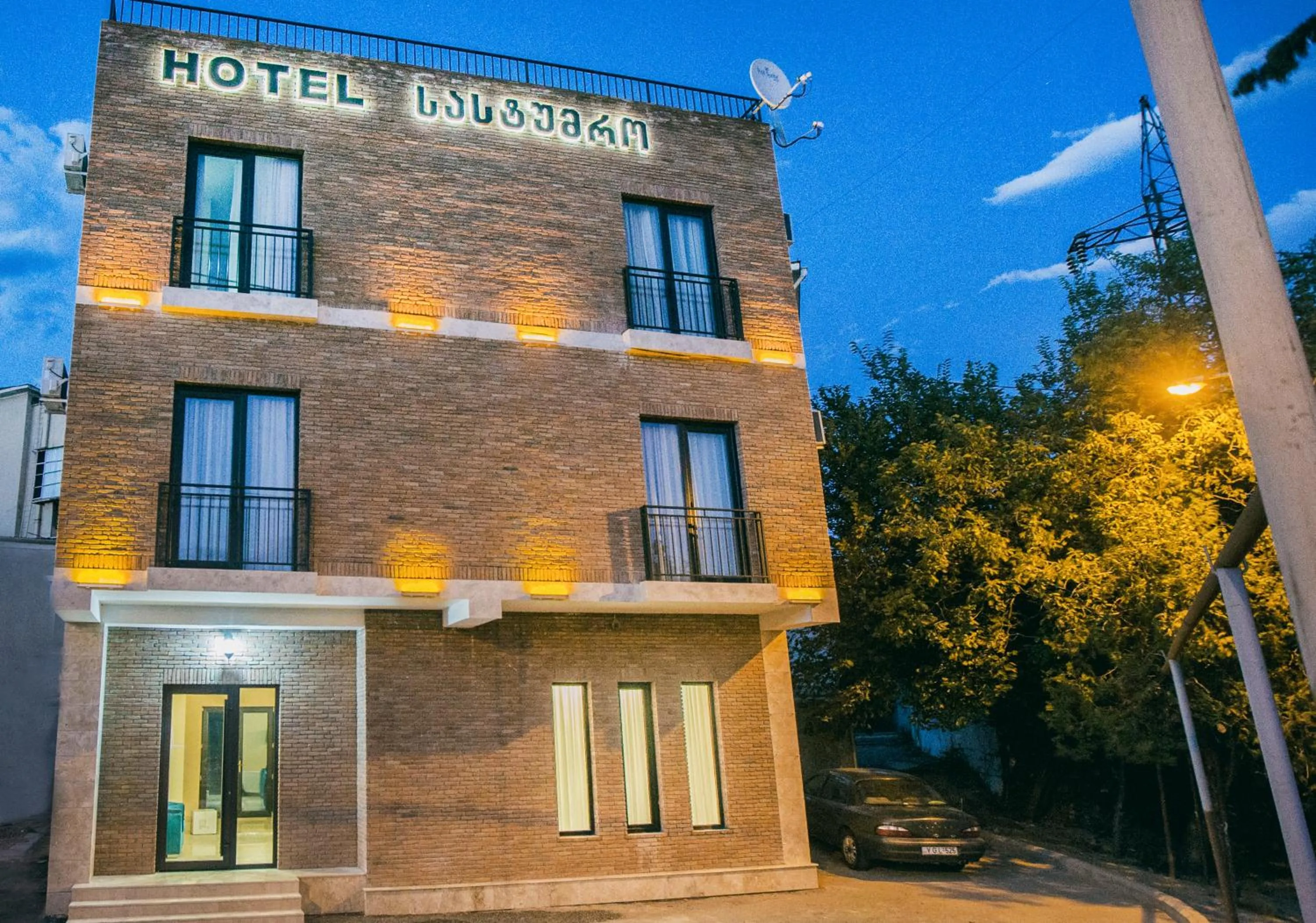 Facade/entrance in Golden Nugget Tbilisi