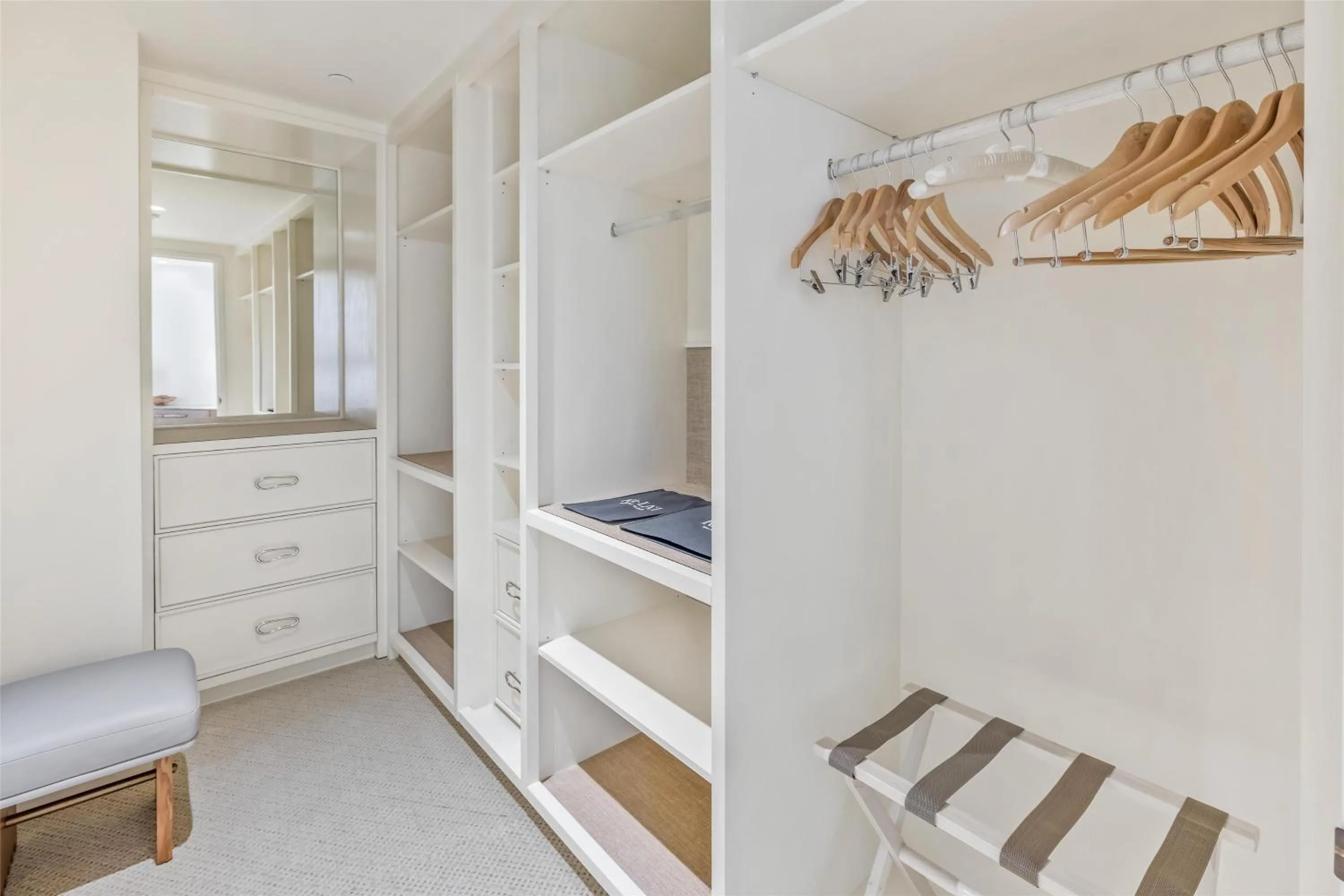 Bathroom, Bed in Ka Laʻi Waikiki Beach, LXR Hotels & Resorts