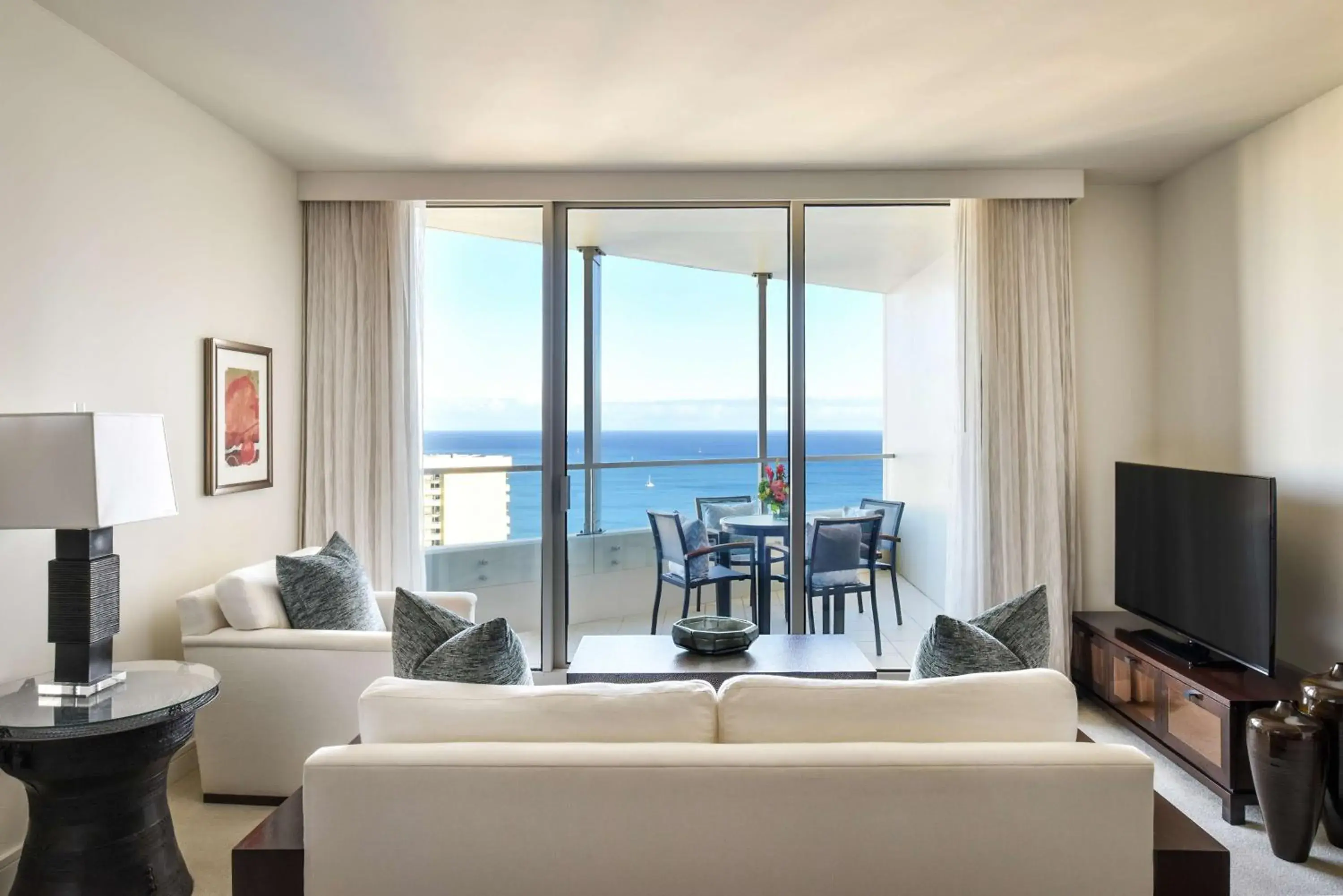 Living room in Ka Laʻi Waikiki Beach, LXR Hotels & Resorts Living room in Ka Laʻi Waikiki Beach, LXR Hotels & Resorts