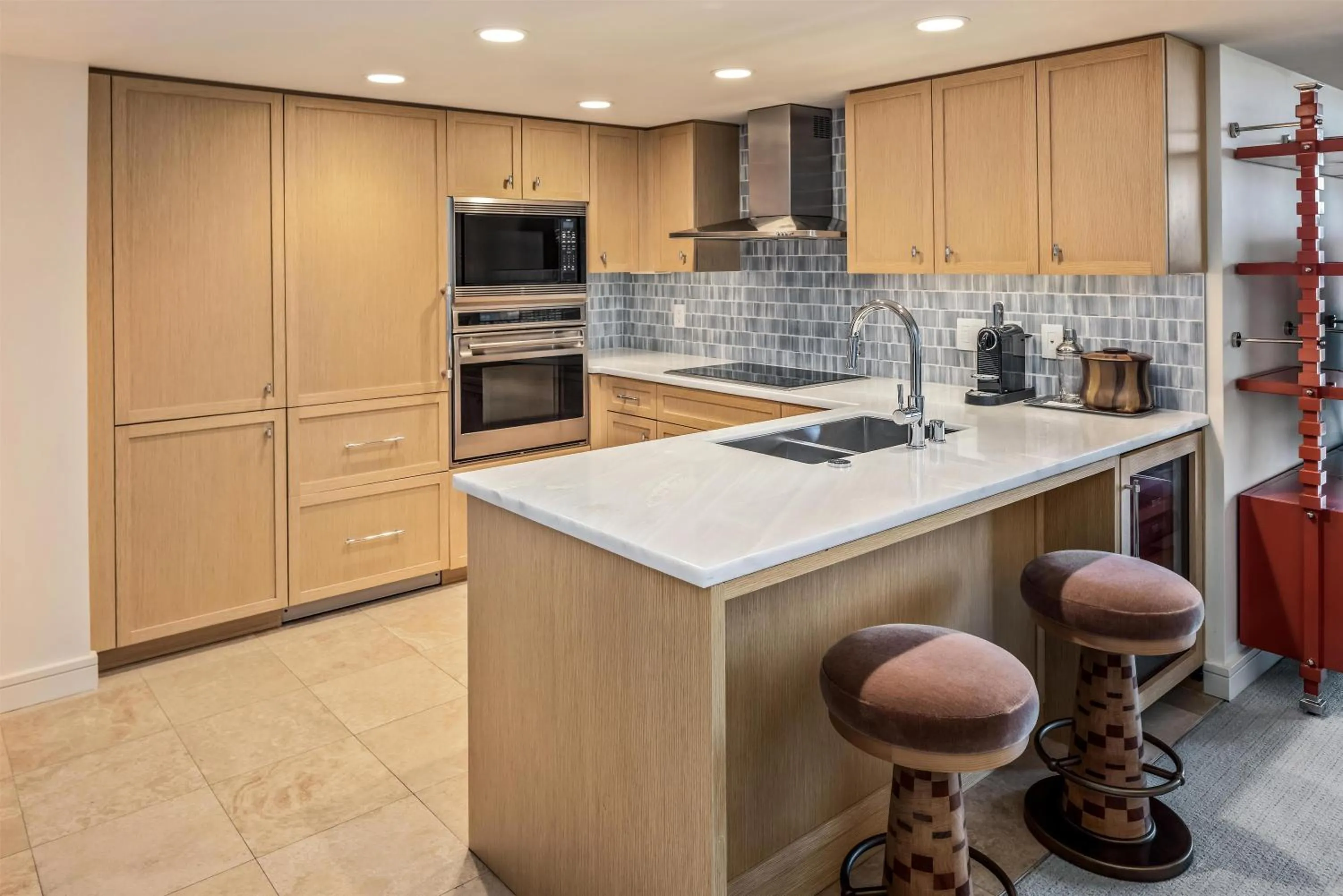 Kitchen or kitchenette in Ka Laʻi Waikiki Beach, LXR Hotels & Resorts