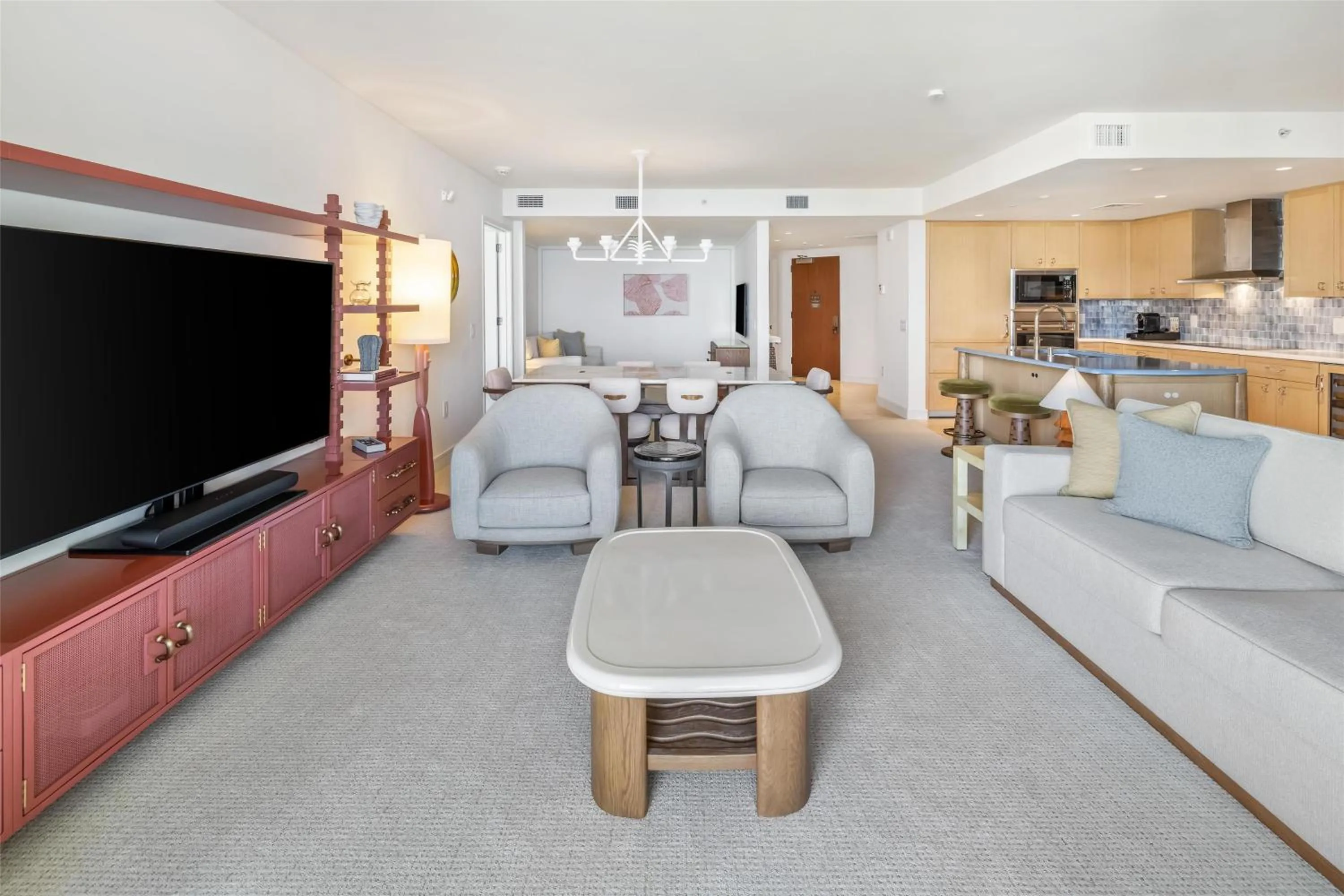 Living room in Ka Laʻi Waikiki Beach, LXR Hotels & Resorts