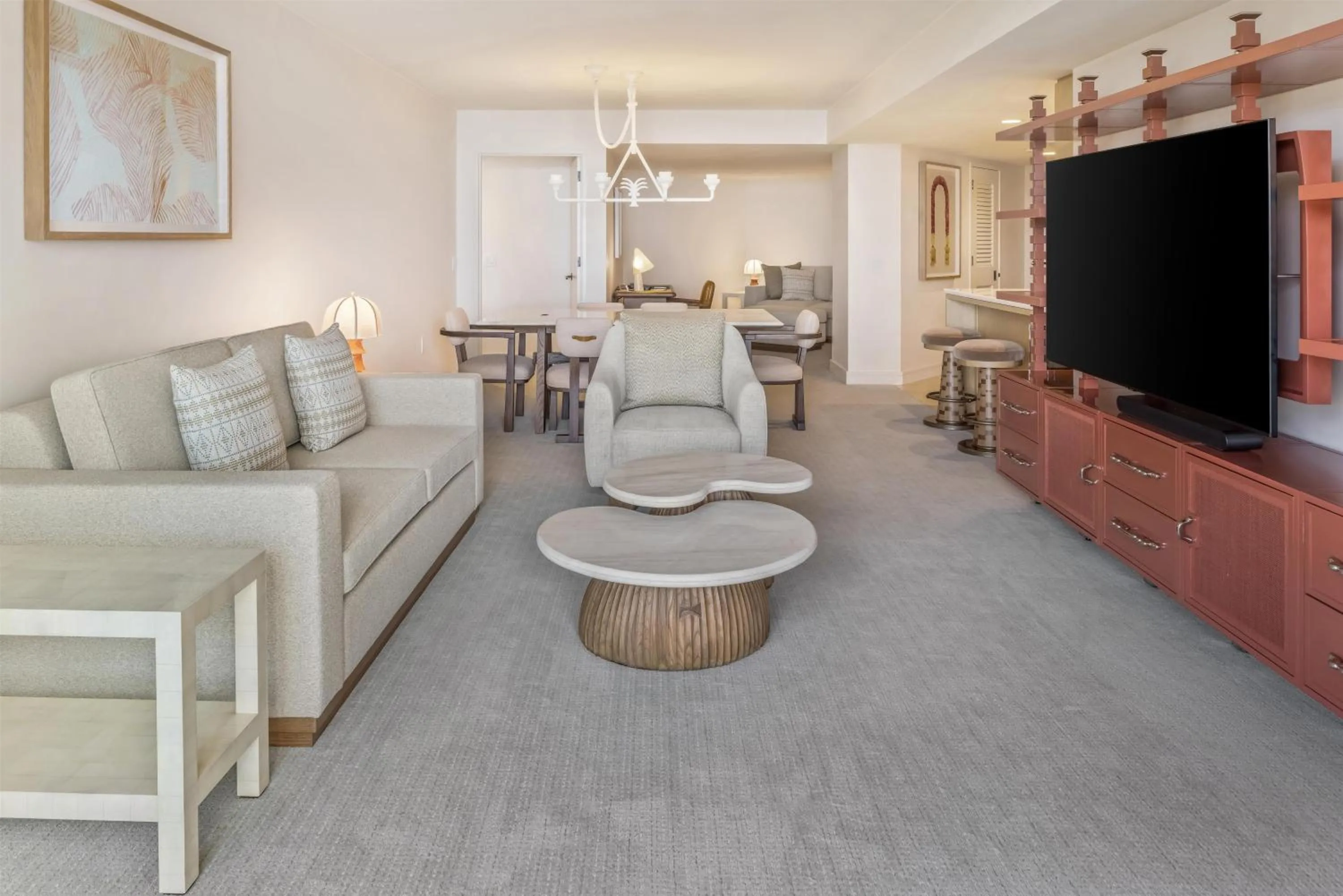 Living room in Ka Laʻi Waikiki Beach, LXR Hotels & Resorts