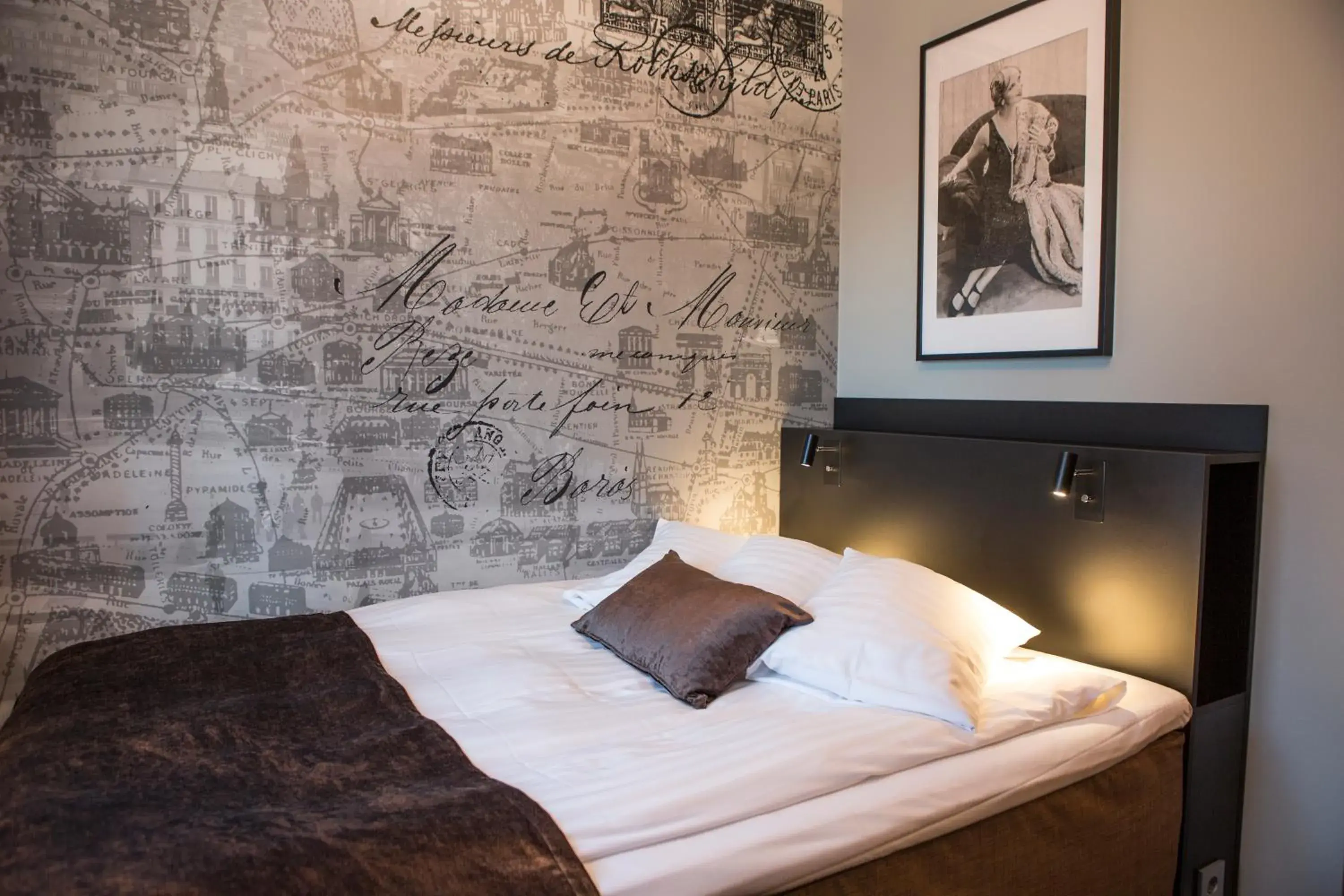 Photo of the whole room, Bed in Hotell Boras, BW Signature Collection Photo of the whole room, Bed in Hotell Boras, BW Signature Collection