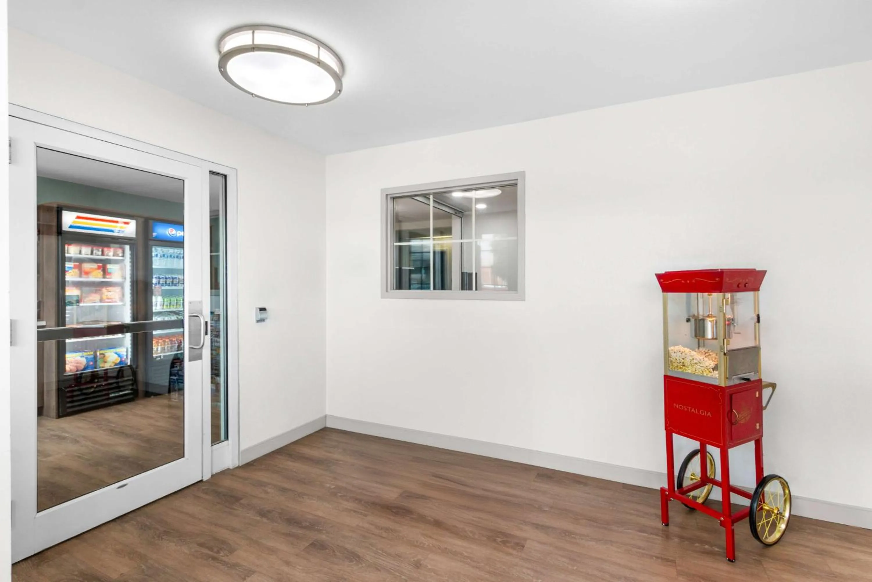 Lobby or reception in Sonesta Simply Suites Austin South