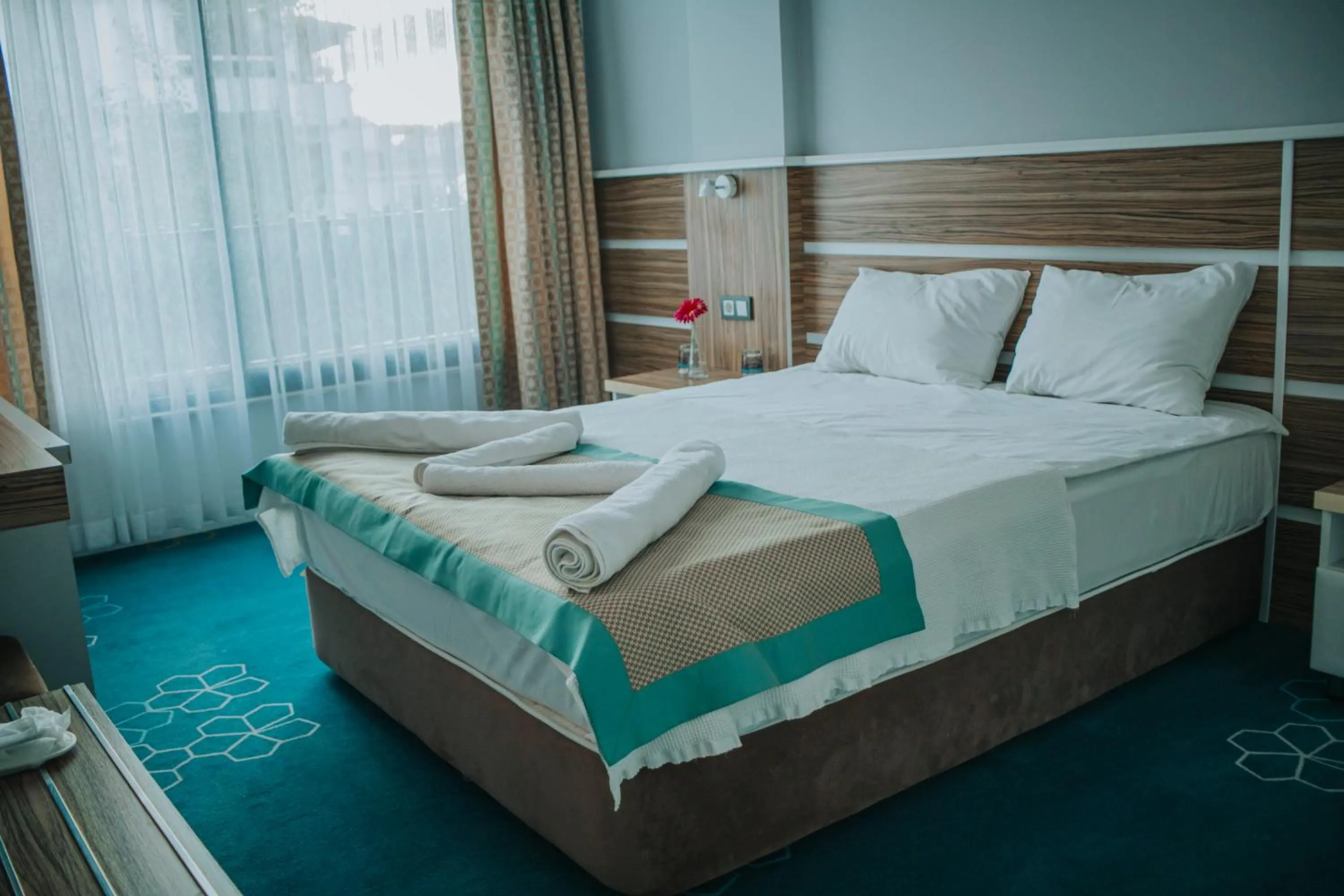 Photo of the whole room, Bed in Pirlanta Butik Hotel