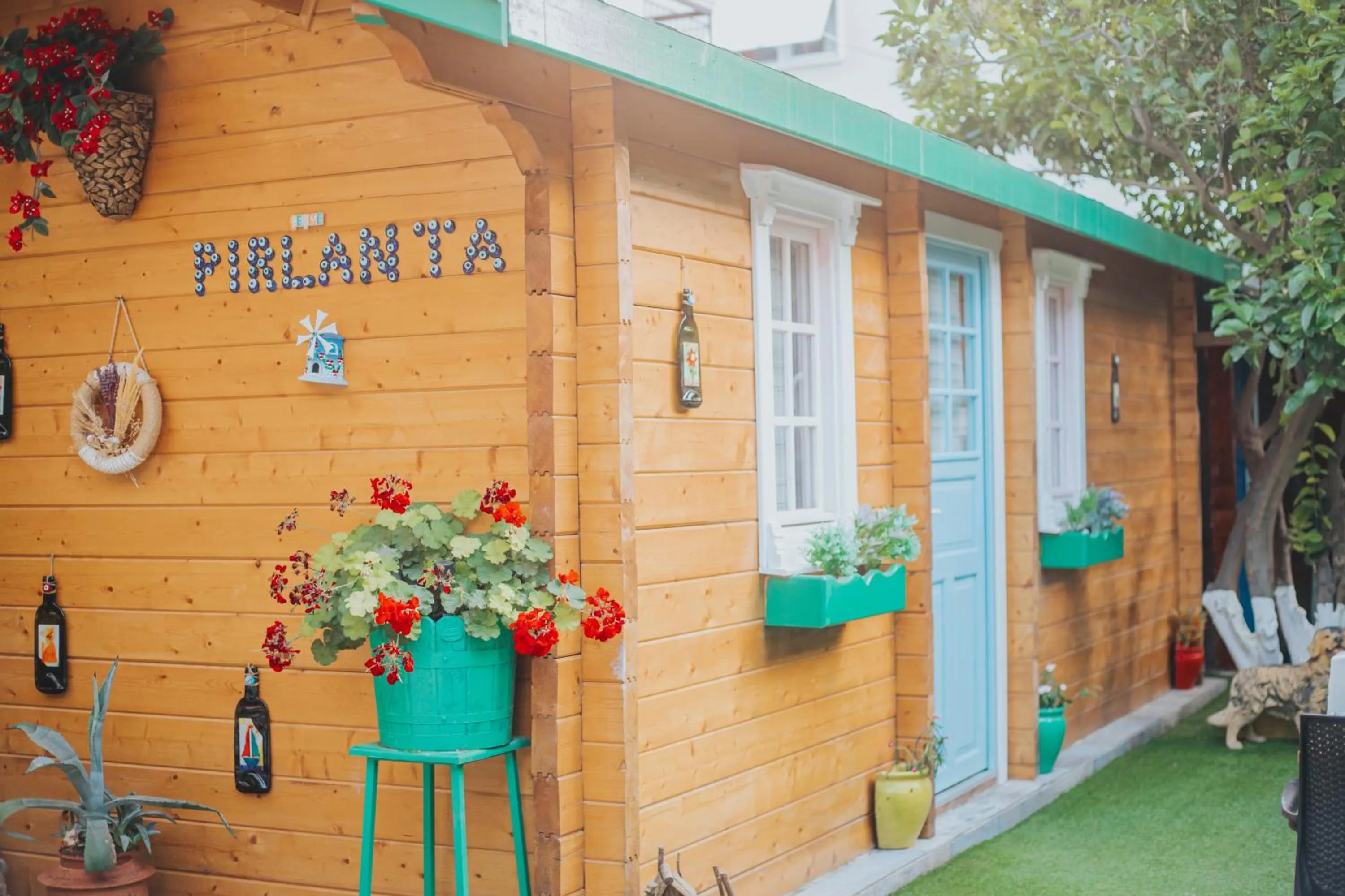 Facade/entrance in Pirlanta Butik Hotel