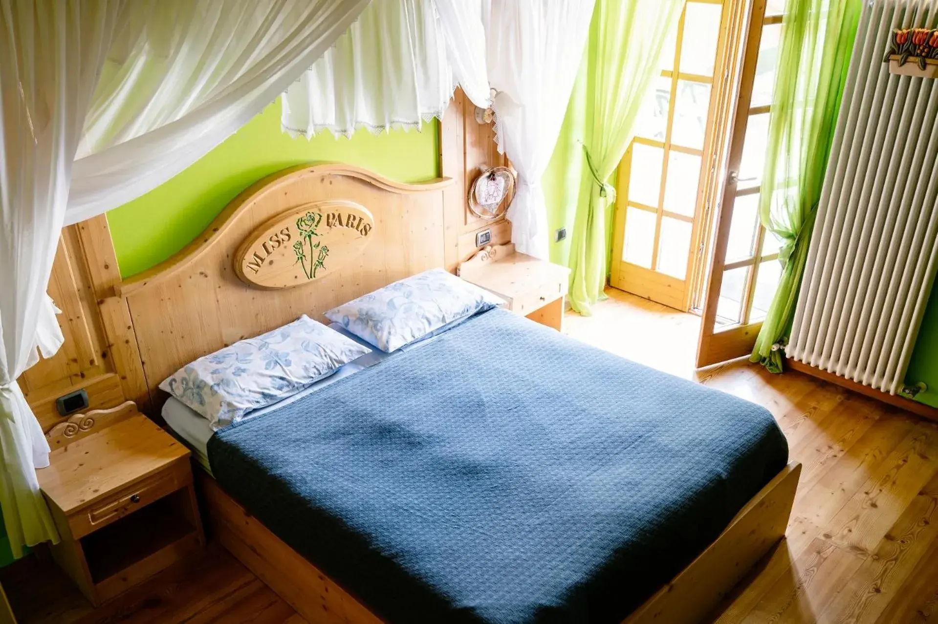 Queen Room in Agritur Maso alle Rose B&B e Restaurant Queen Room in Agritur Maso alle Rose B&B e Restaurant