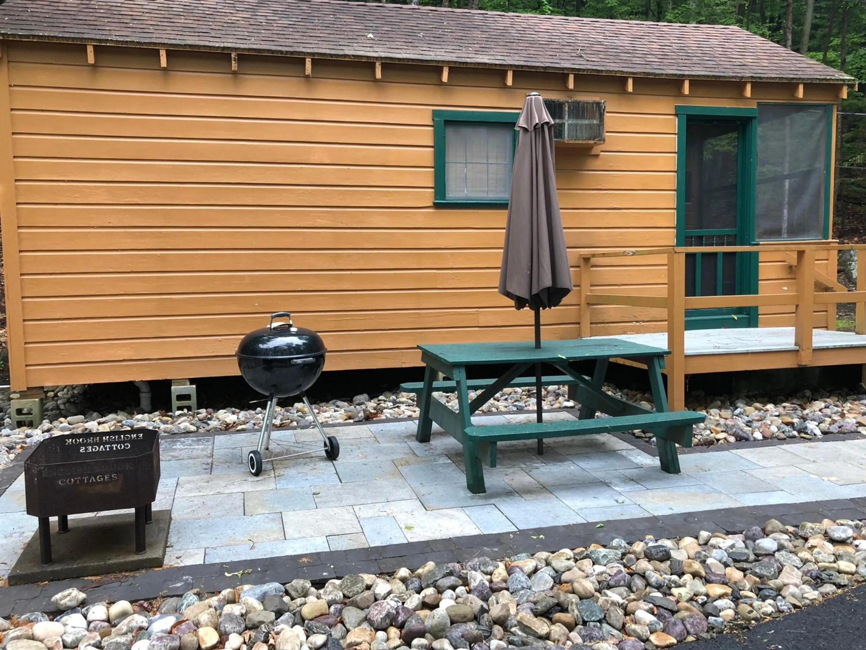 Patio in English Brook Cottages