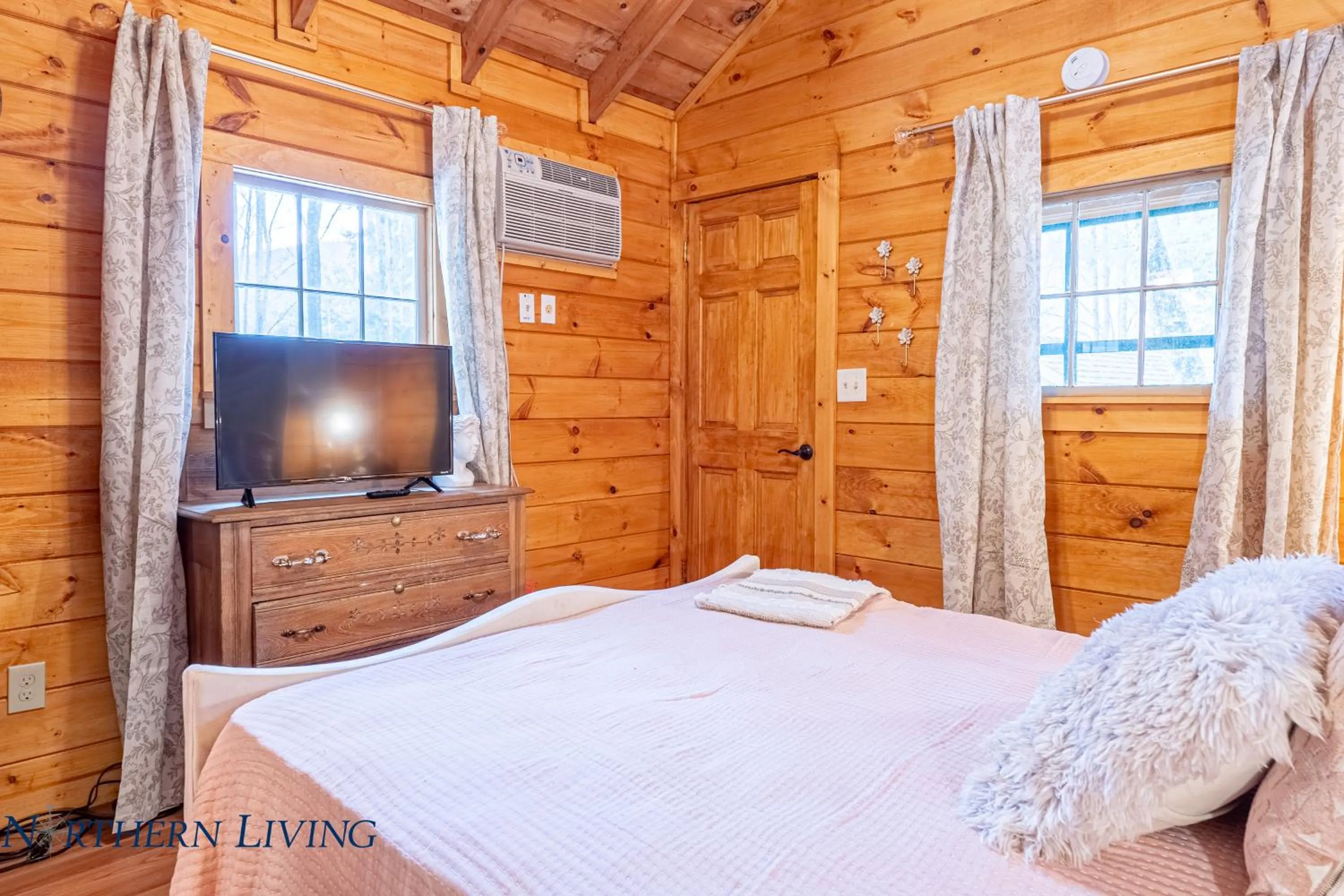 Bed in English Brook Cottages