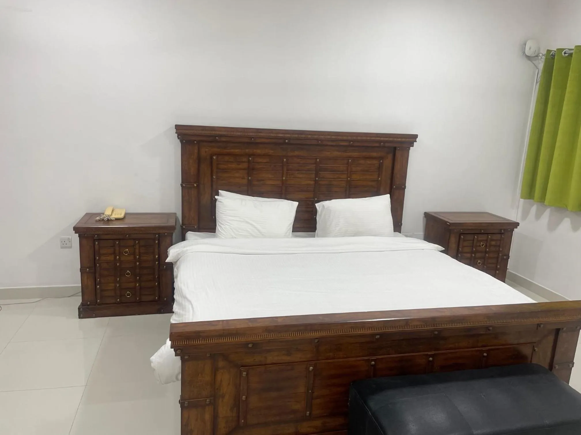 Bed in Al Wadi Hotel