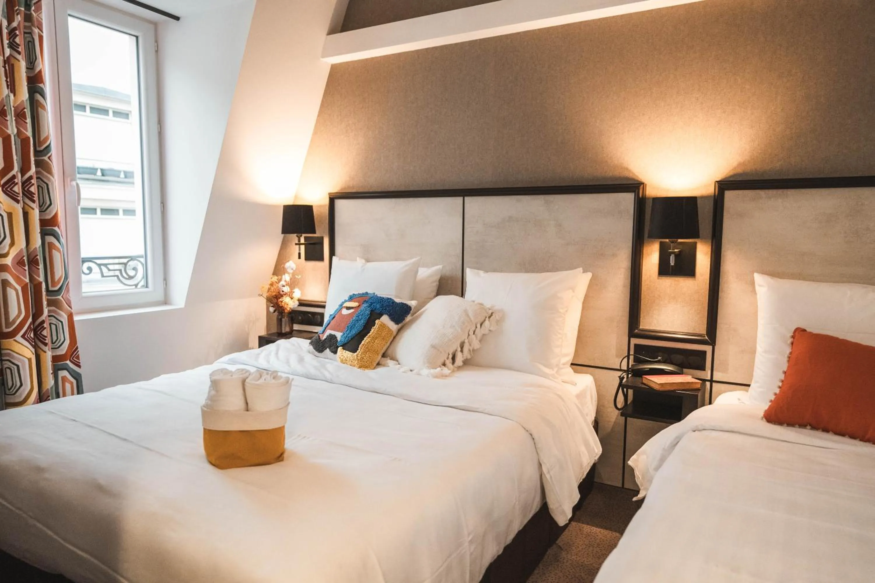 Bed in La Maison Montparnasse