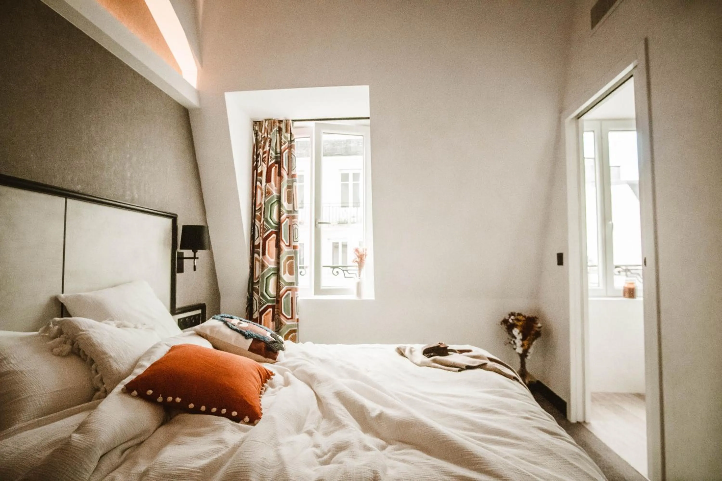 Photo of the whole room, Bed in La Maison Montparnasse