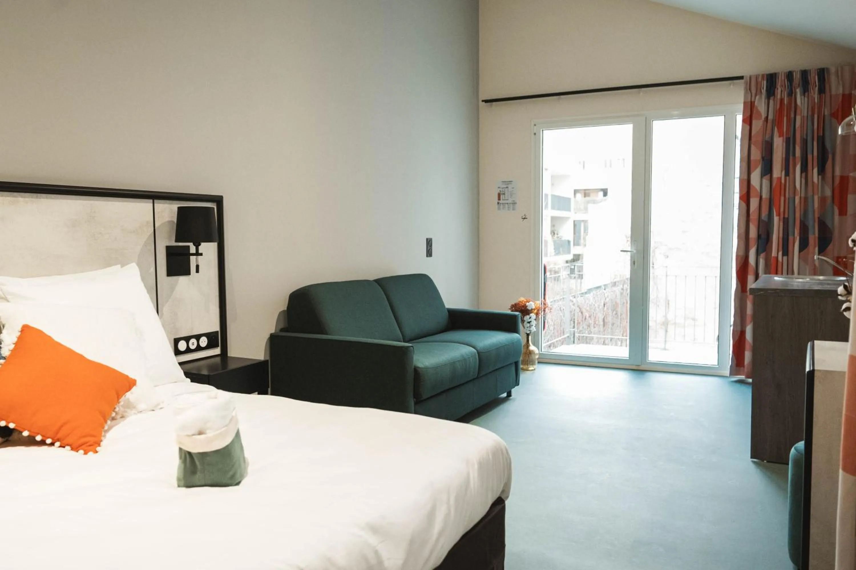 Photo of the whole room, Bed in La Maison Montparnasse