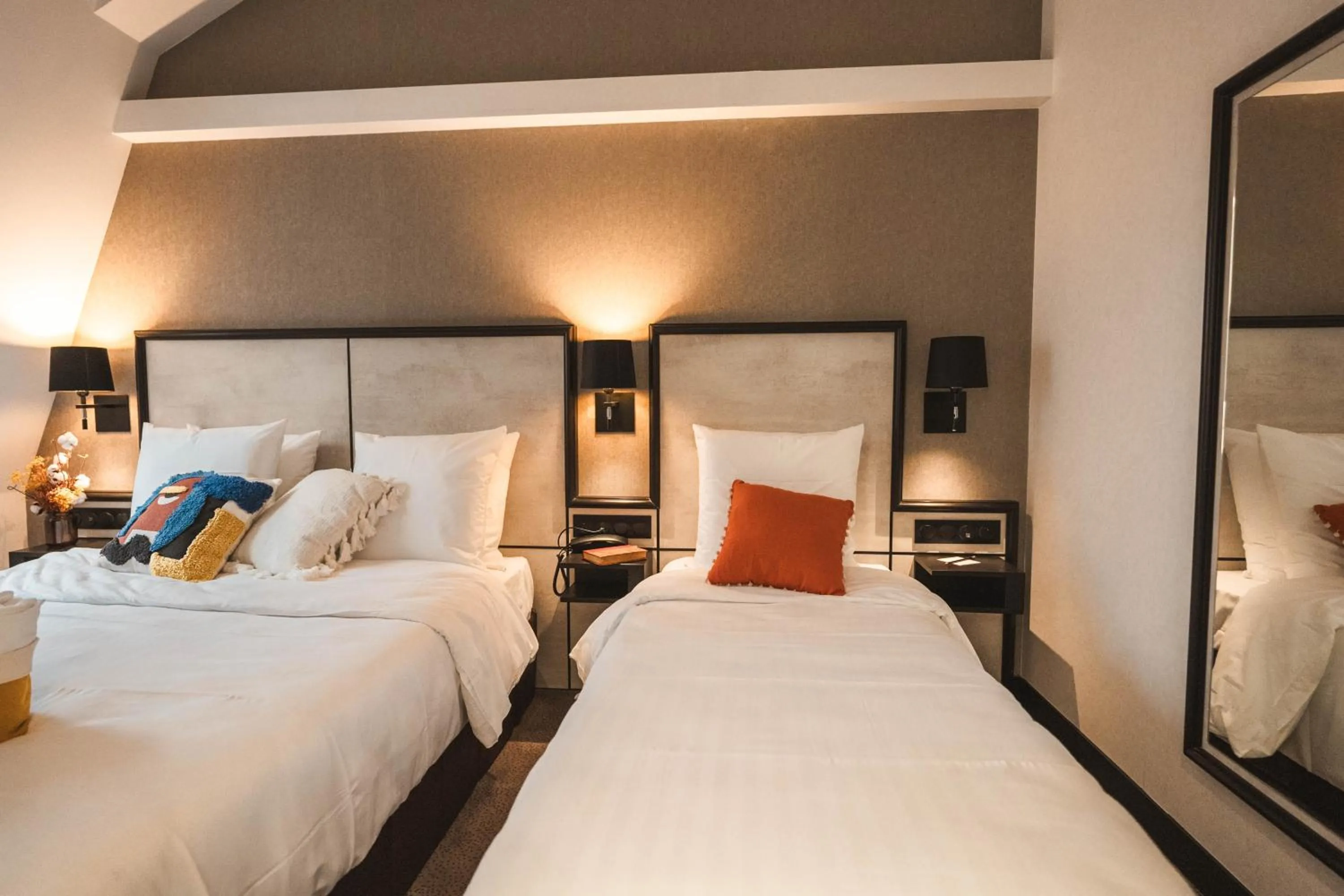 Photo of the whole room, Bed in La Maison Montparnasse