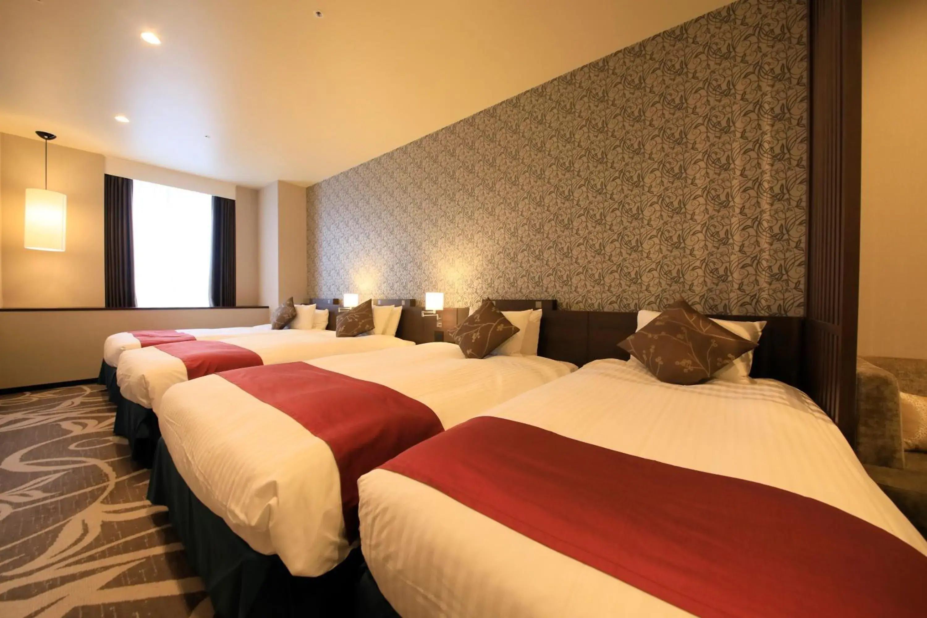 Photo of the whole room, Bed in Quintessa Hotel Osaka Bay Photo of the whole room, Bed in Quintessa Hotel Osaka Bay